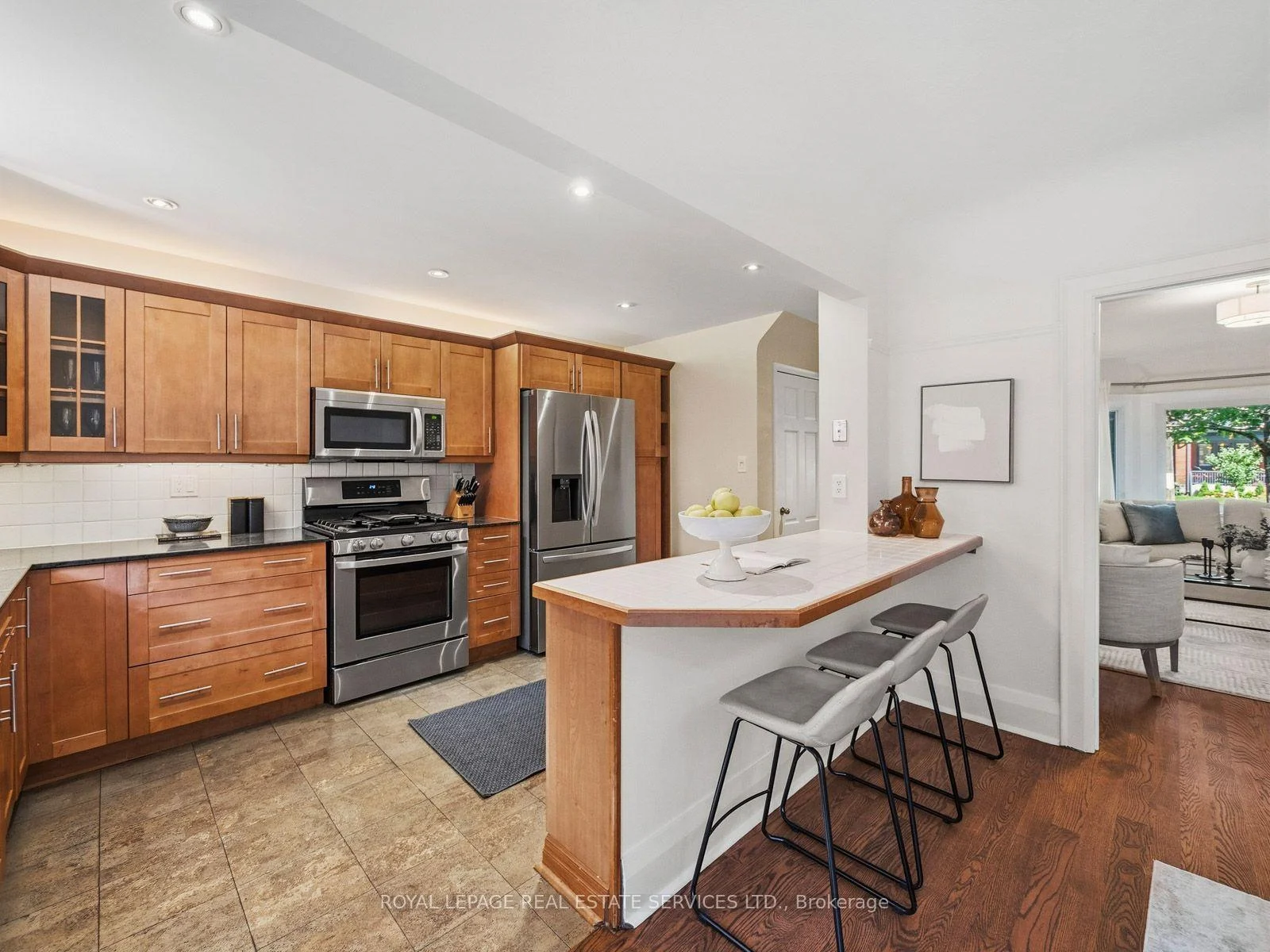 Photo 37 of 276 Durie Street, Toronto, Runnymede-Bloor West Village — HOMEH