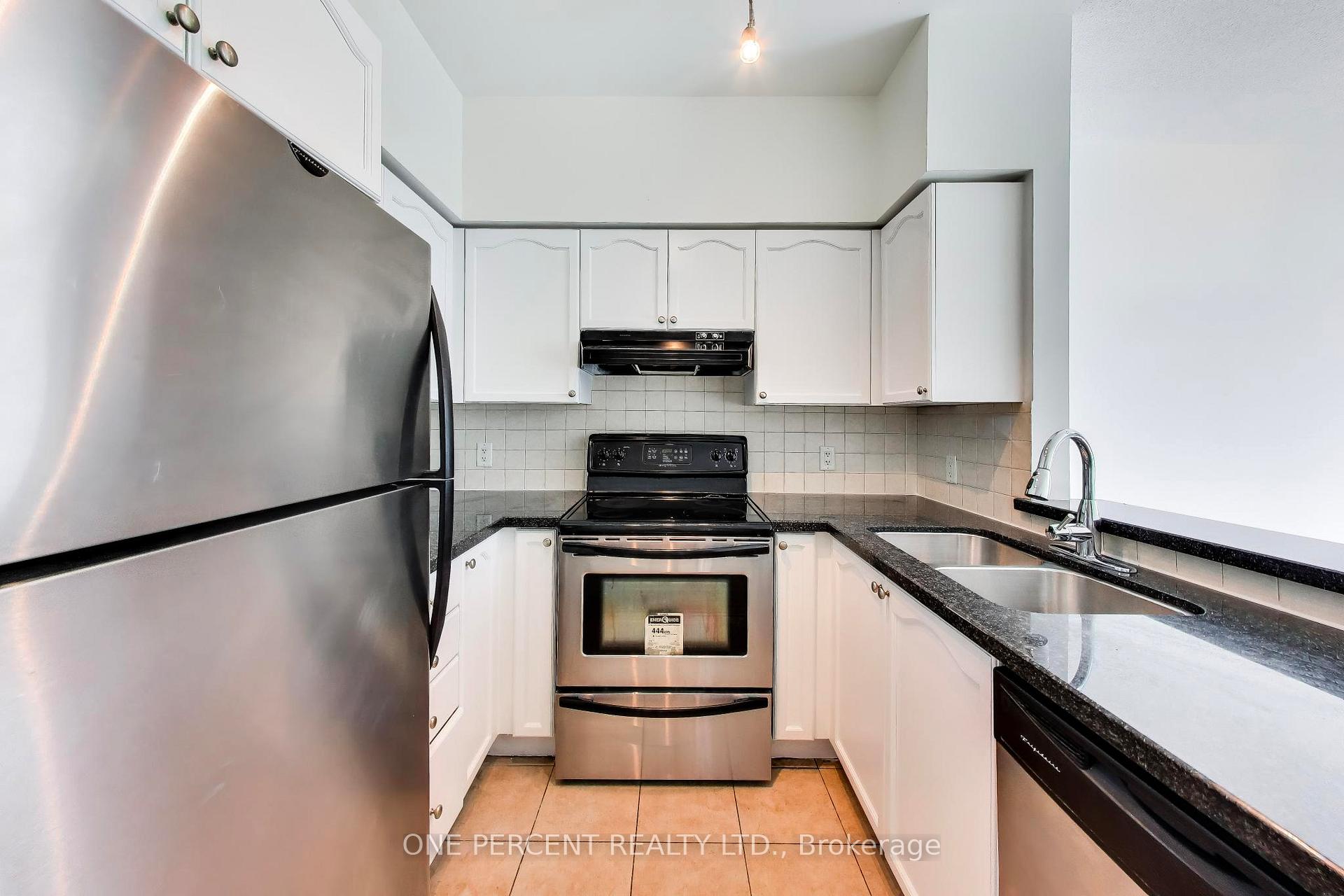 Photo 7 of Unit 109, 3840 Bathurst Street, North York, Clanton Park — HOMEH