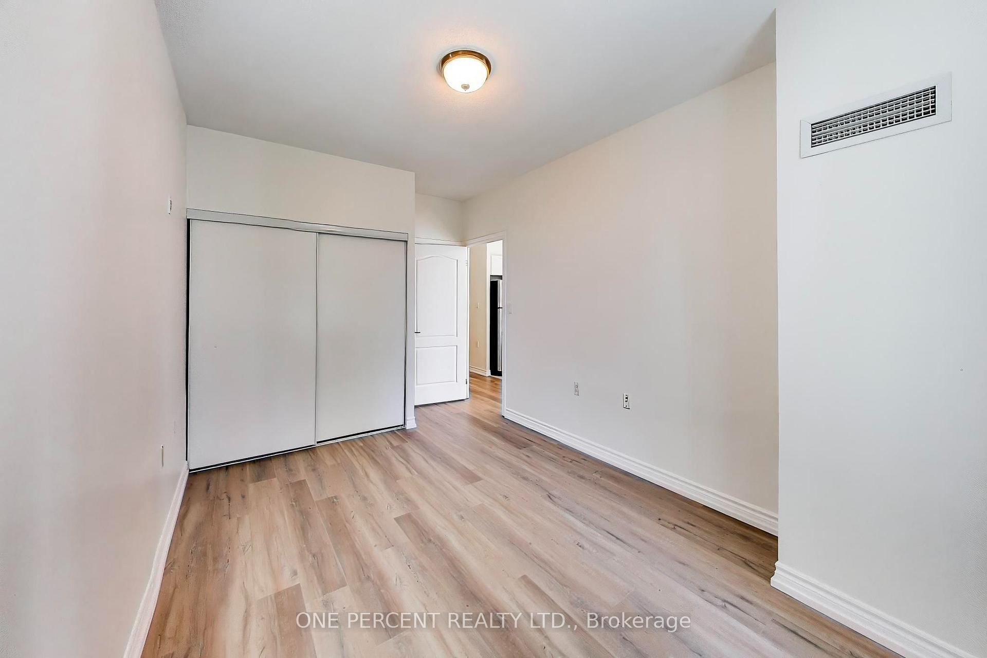Photo 13 of Unit 109, 3840 Bathurst Street, North York, Clanton Park — HOMEH
