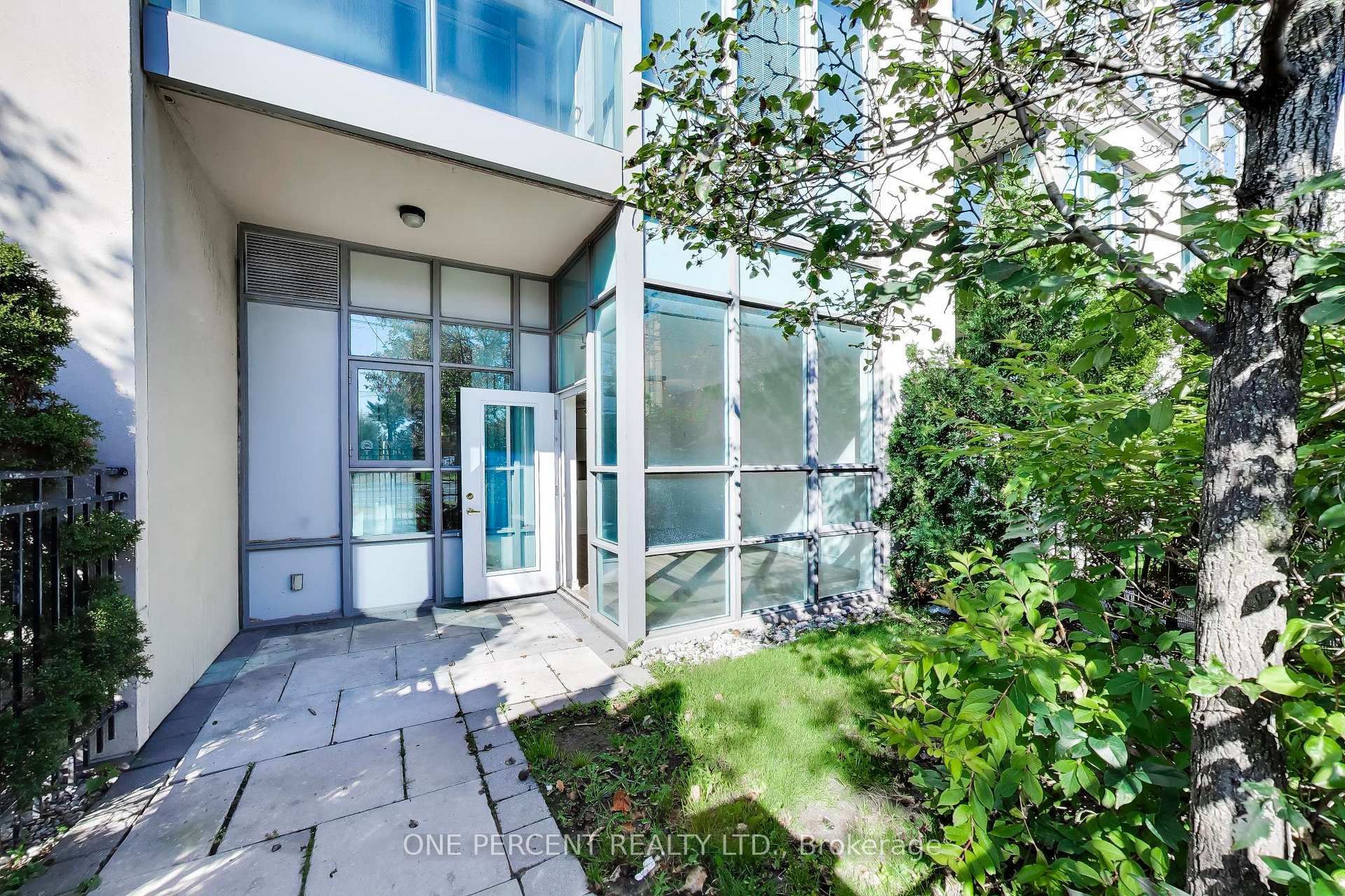 Photo 16 of Unit 109, 3840 Bathurst Street, North York, Clanton Park — HOMEH