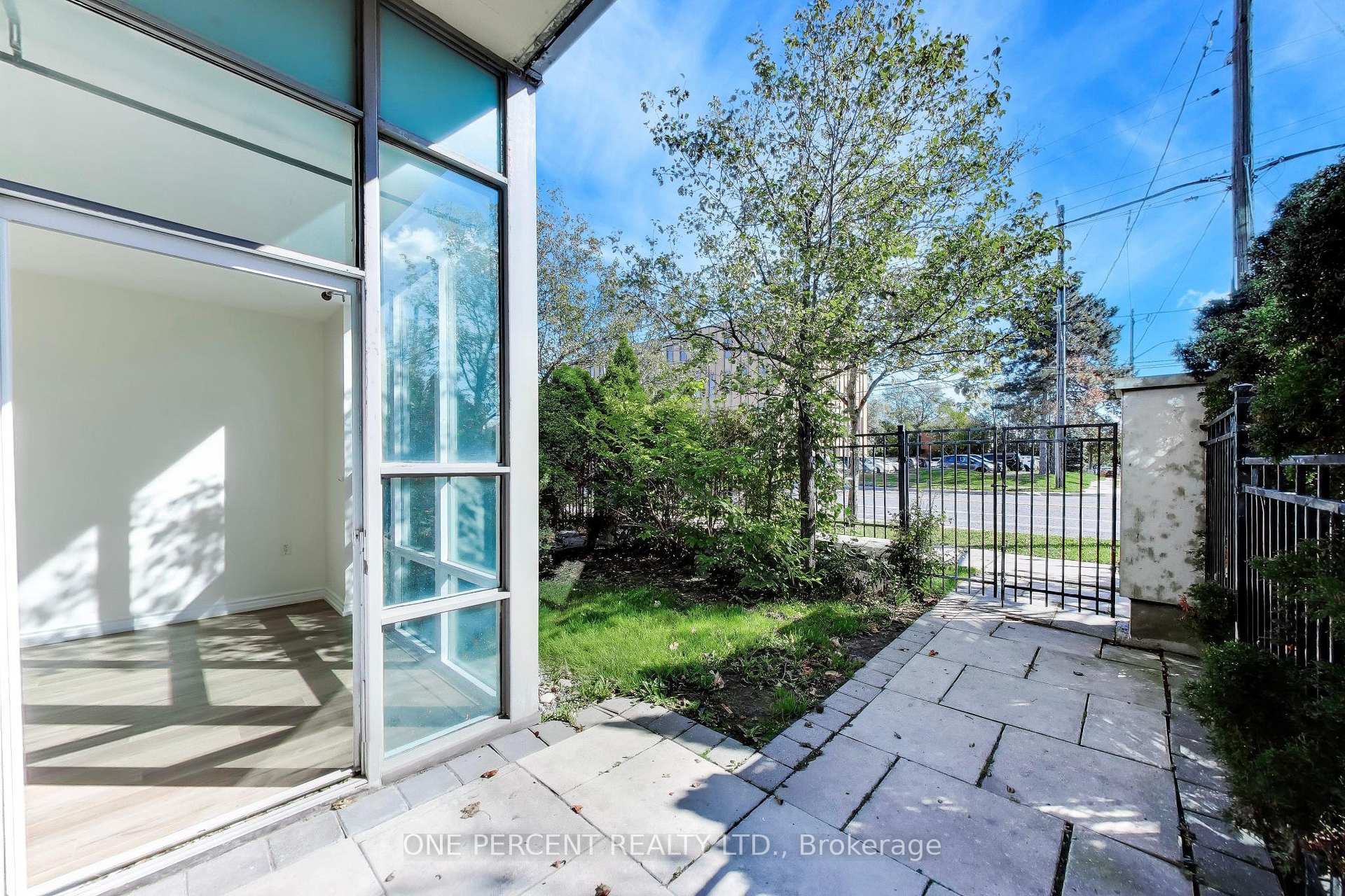 Photo 17 of Unit 109, 3840 Bathurst Street, North York, Clanton Park — HOMEH