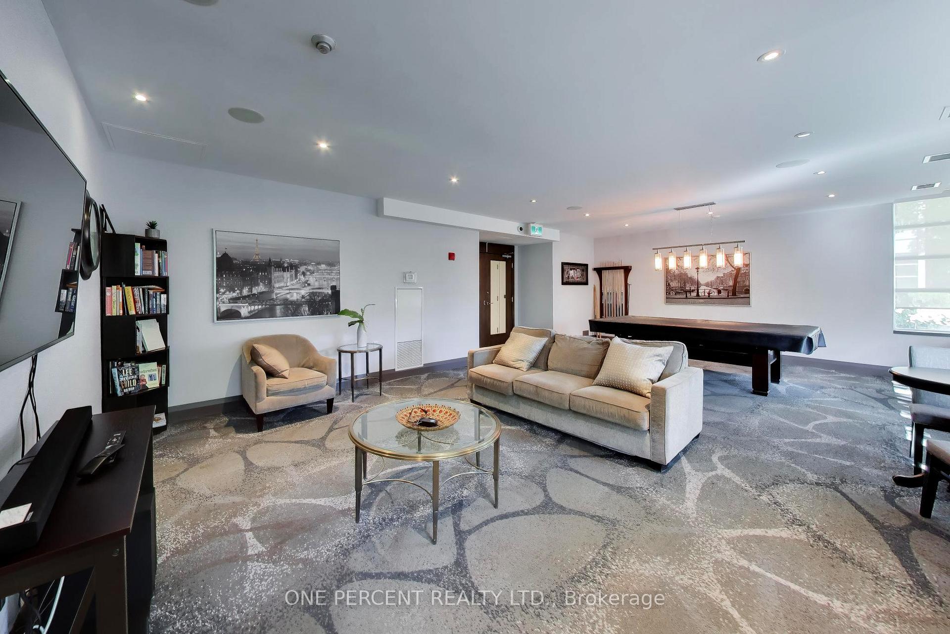 Photo 25 of Unit 109, 3840 Bathurst Street, North York, Clanton Park — HOMEH