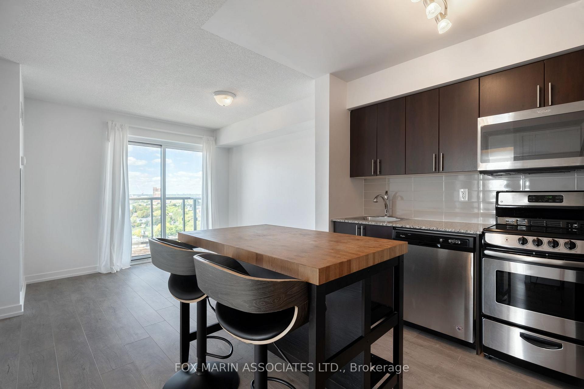 Front of Unit 1504, 1420 Dupont Street