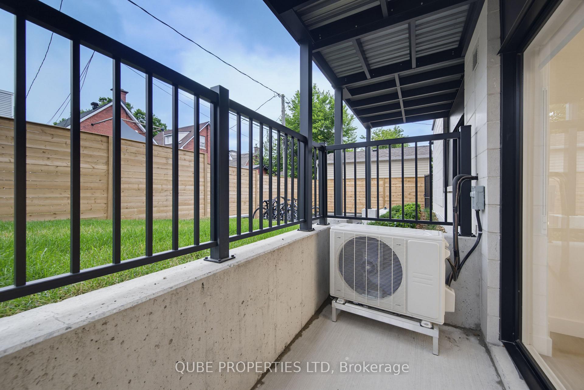 Photo 2 of Unit Unit 5, 15 Larch Street, Ottawa, West Centre Town — HOMEH