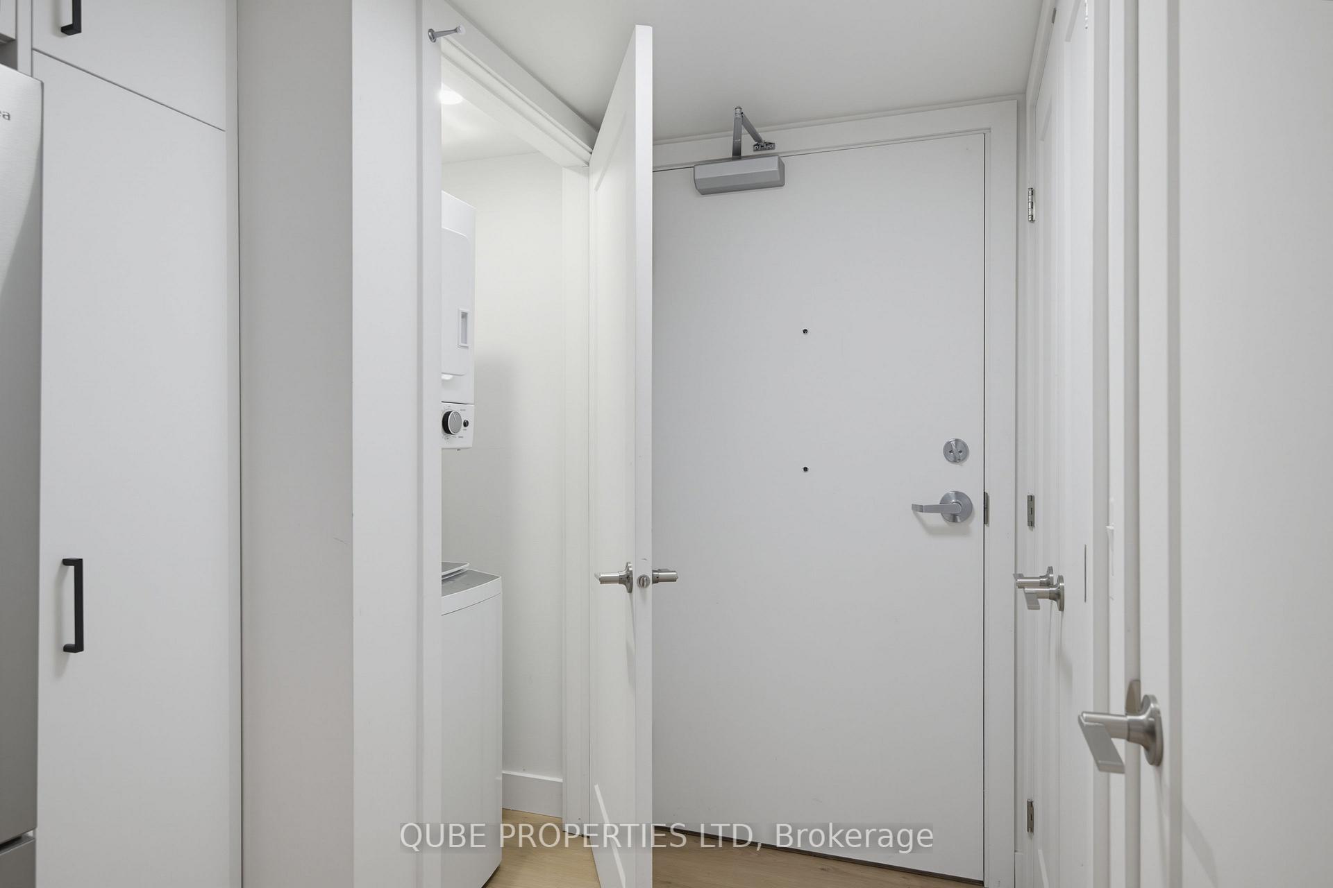 Photo 11 of Unit Unit 5, 15 Larch Street, Ottawa, West Centre Town — HOMEH