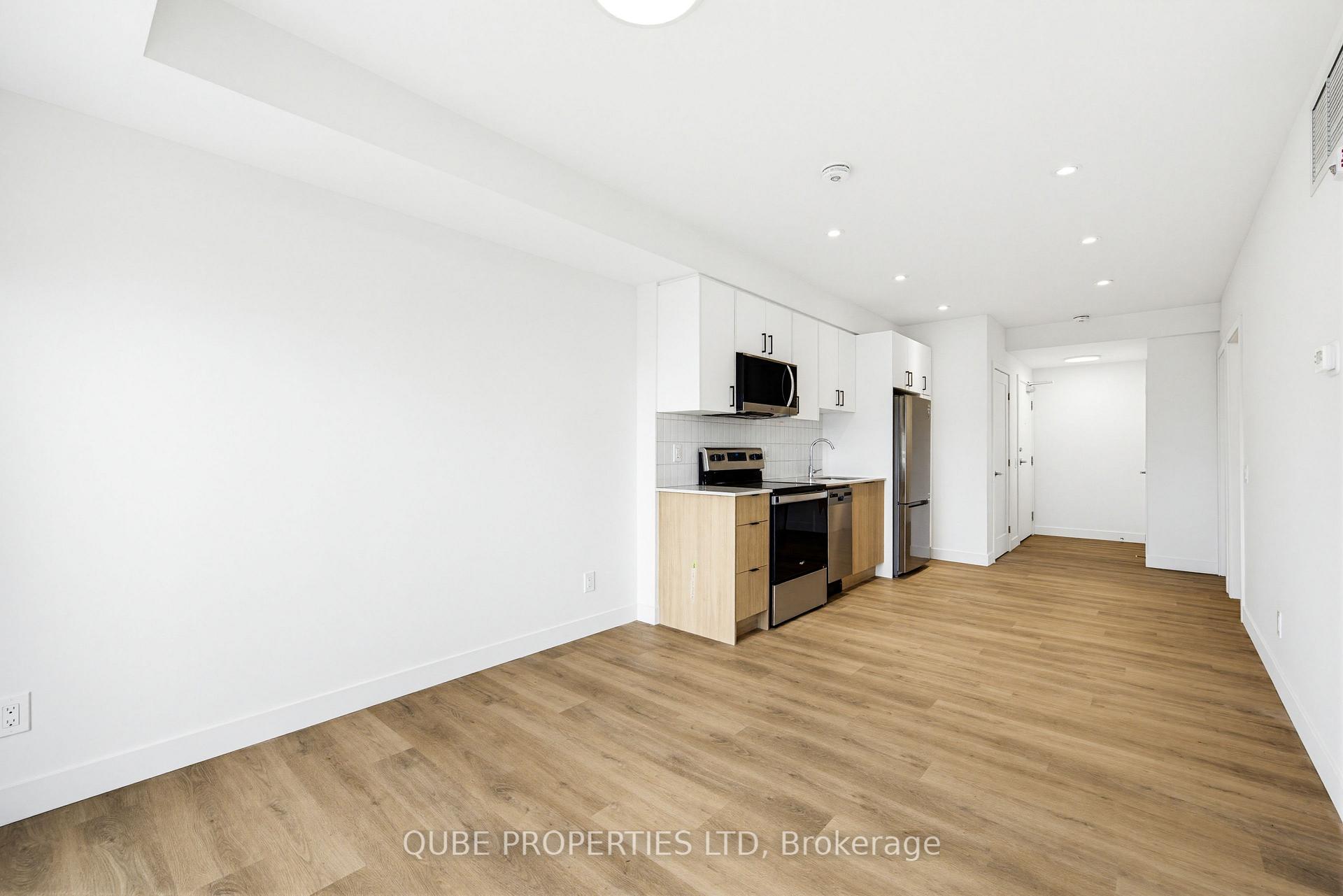 Photo 7 of Unit Unit 304, 15 Larch Street, Ottawa, West Centre Town — HOMEH