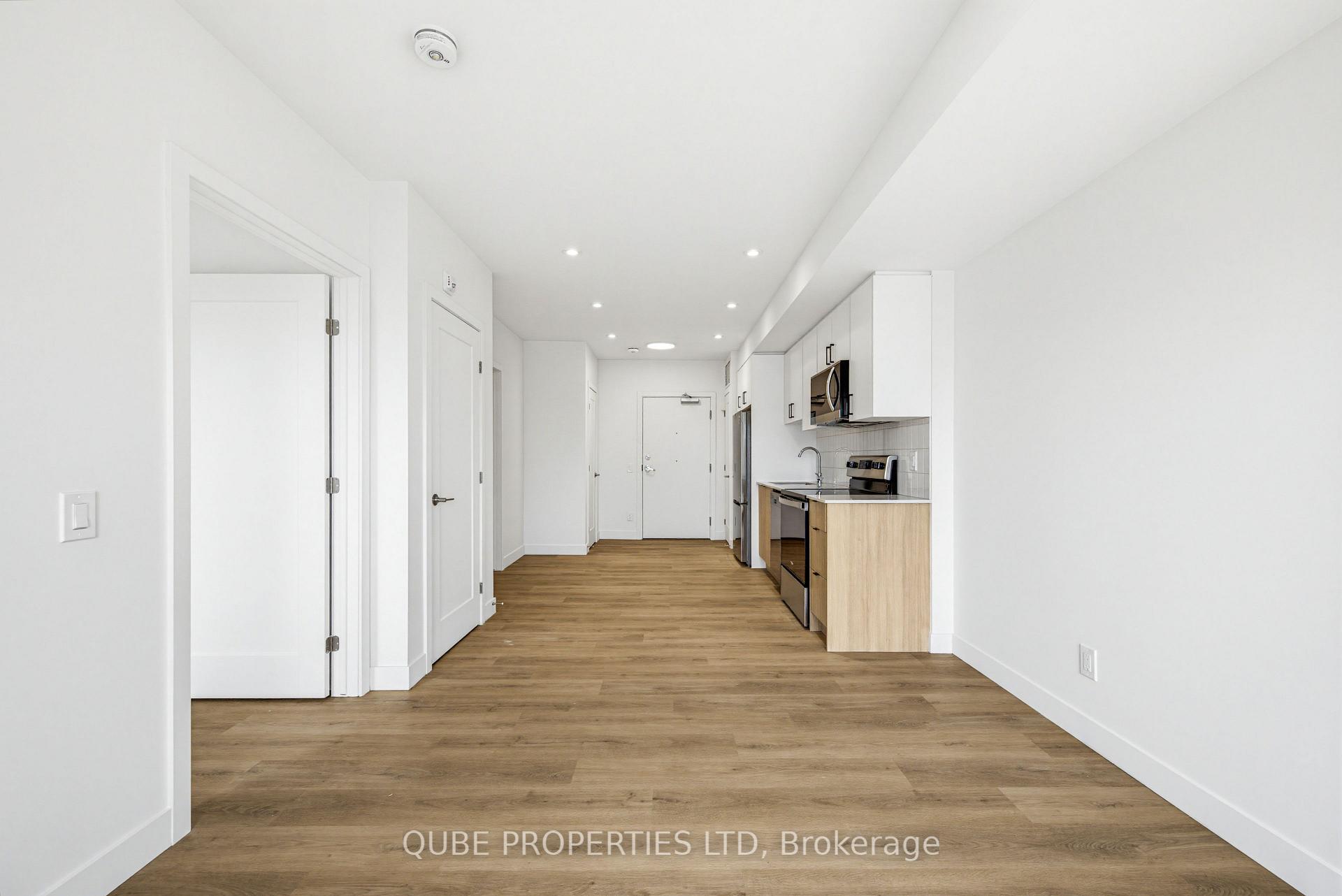 Photo 5 of Unit Unit 305, 15 Larch Street, Ottawa, West Centre Town — HOMEH
