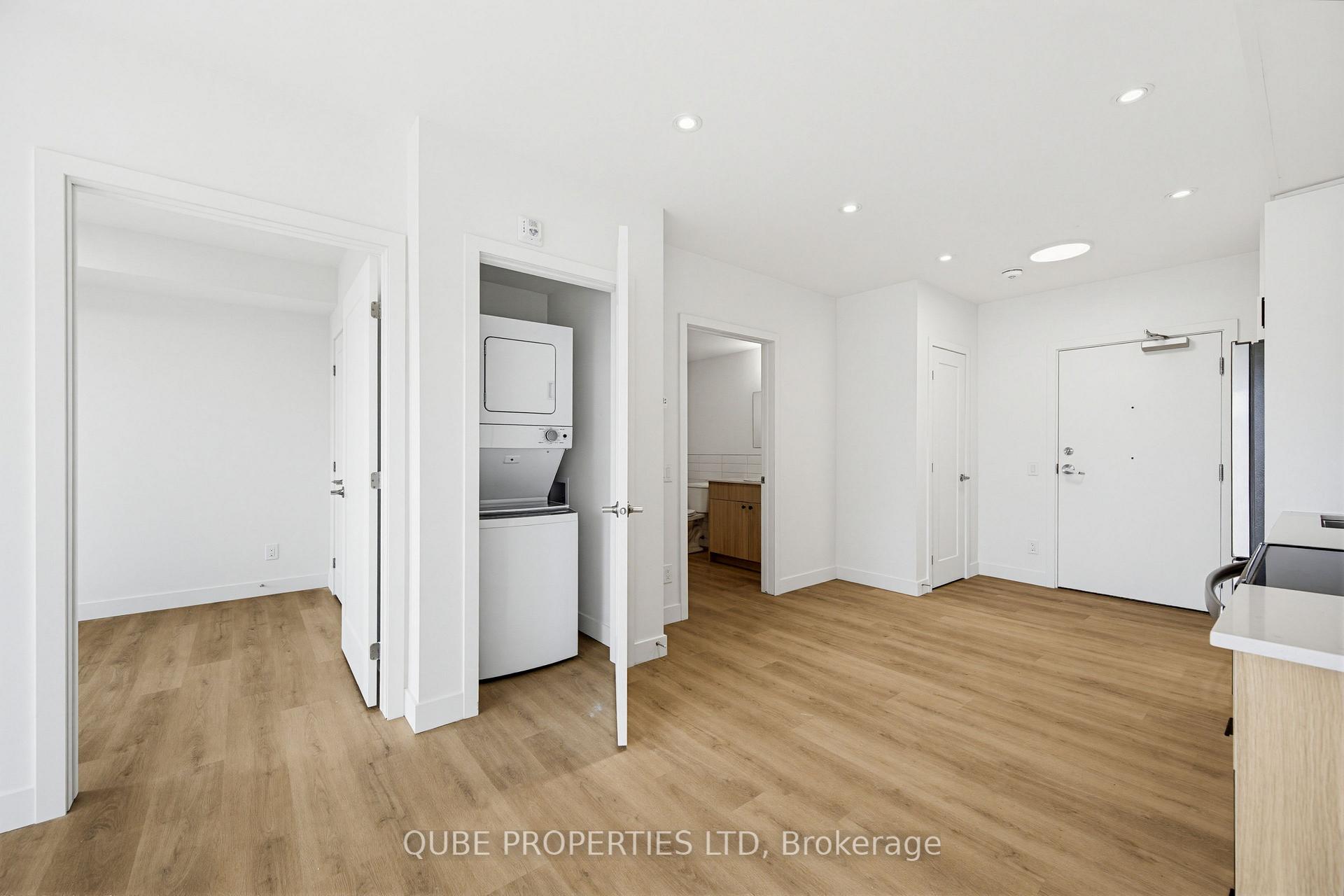 Photo 11 of Unit Unit 305, 15 Larch Street, Ottawa, West Centre Town — HOMEH