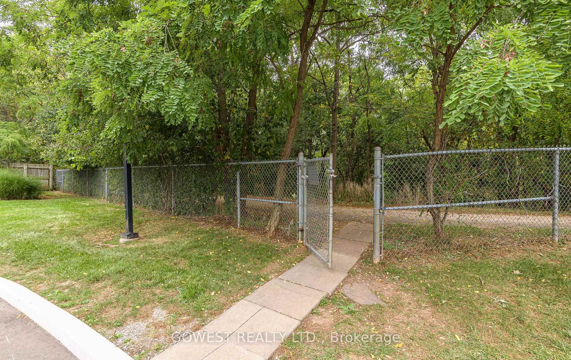 Photo 24 of Unit 1202, 4140 Foxwood Drive, Burlington, Tansley — HOMEH