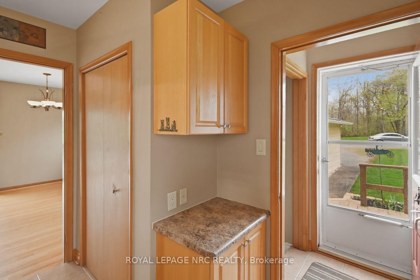Photo 12 of 53 Pearson Road, Welland, Cooks Mills — HOMEH