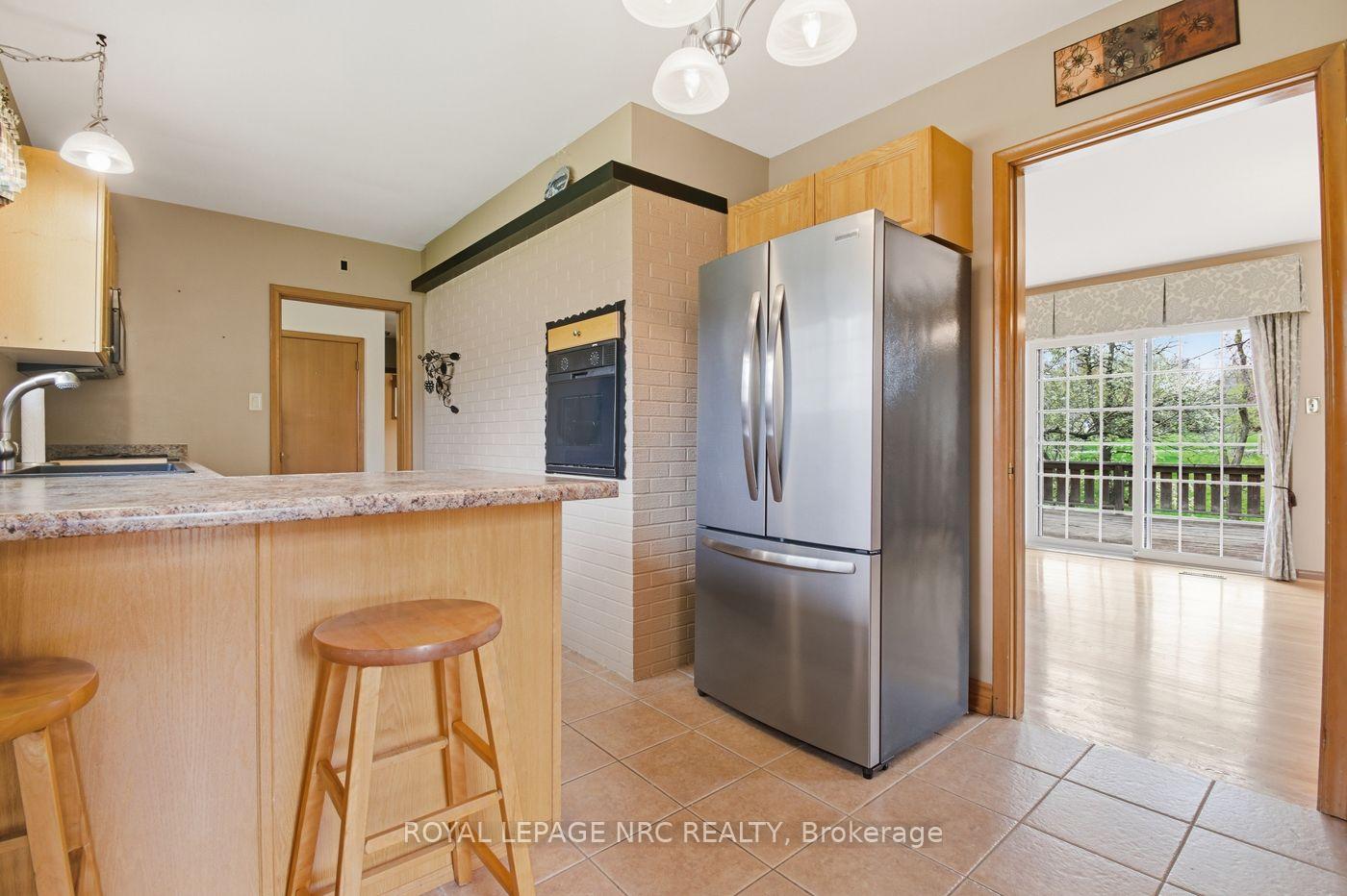 Photo 13 of 53 Pearson Road, Welland, Cooks Mills — HOMEH