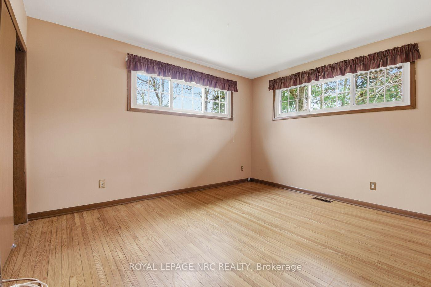 Photo 32 of 53 Pearson Road, Welland, Cooks Mills — HOMEH