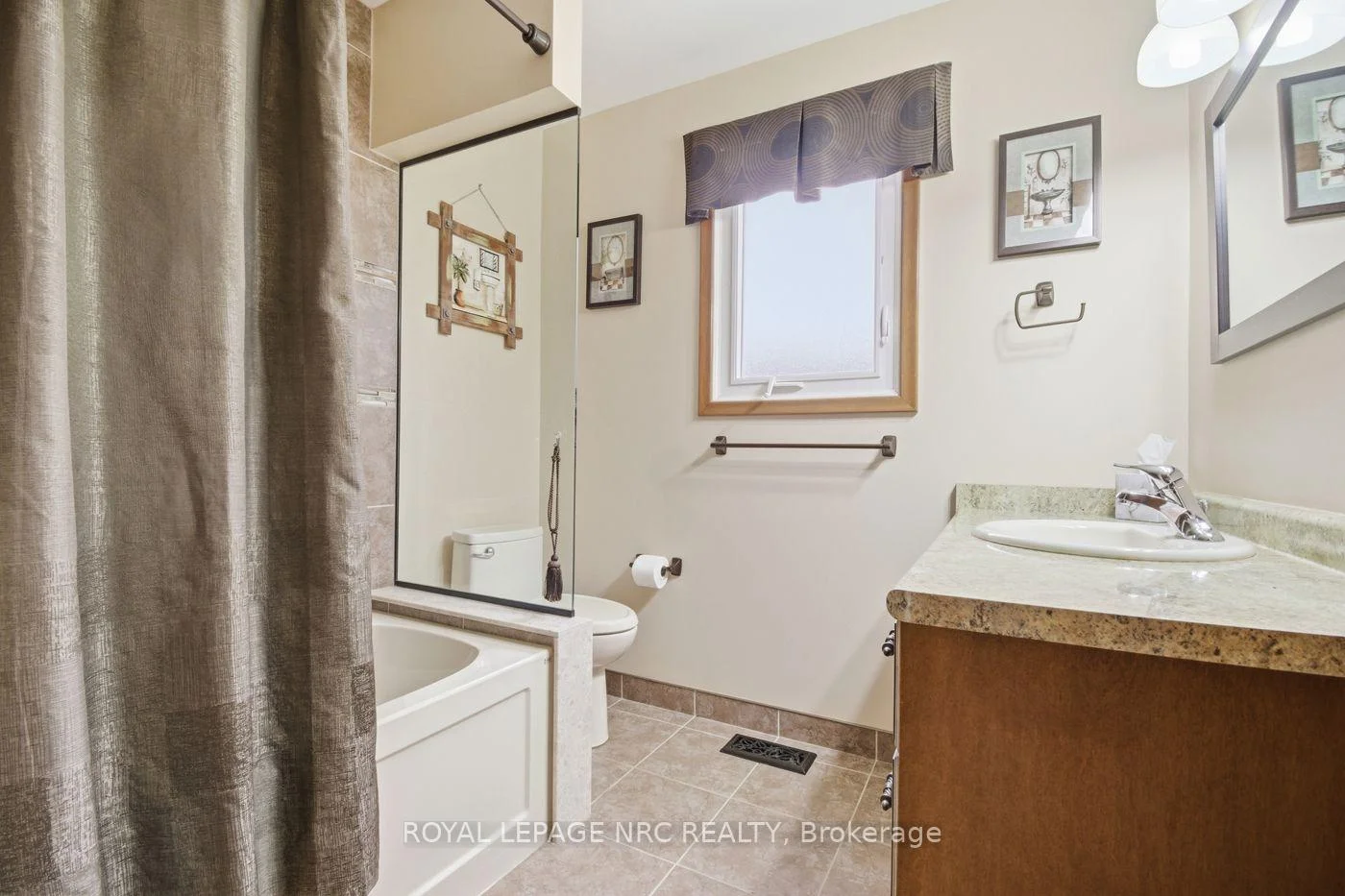 Photo 38 of 53 Pearson Road, Welland, Cooks Mills — HOMEH