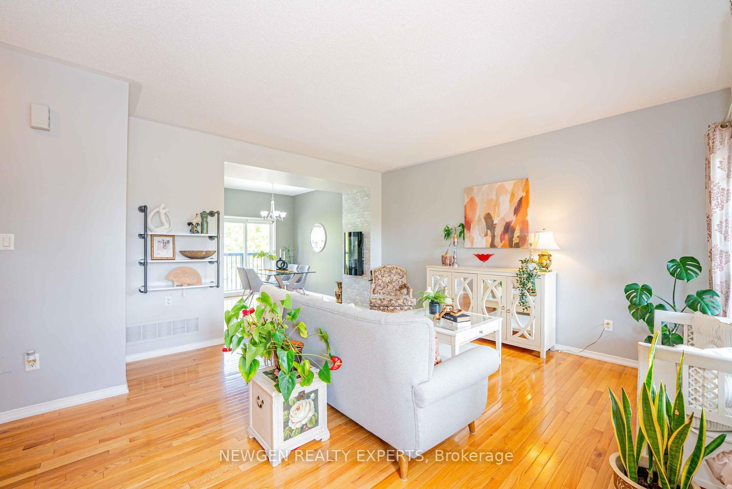 Photo 8 of Unit 21, 109 Georgian Drive, Oakville, River Oaks — HOMEH