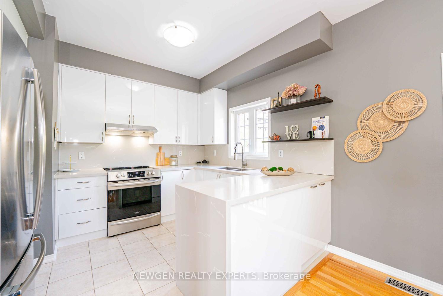 Photo 13 of Unit 21, 109 Georgian Drive, Oakville, River Oaks — HOMEH
