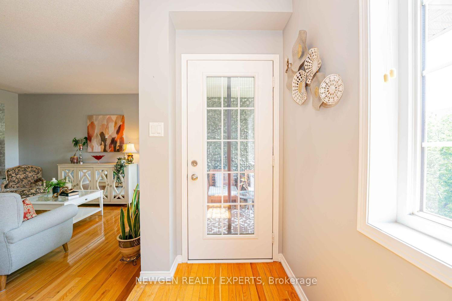 Photo 19 of Unit 21, 109 Georgian Drive, Oakville, River Oaks — HOMEH