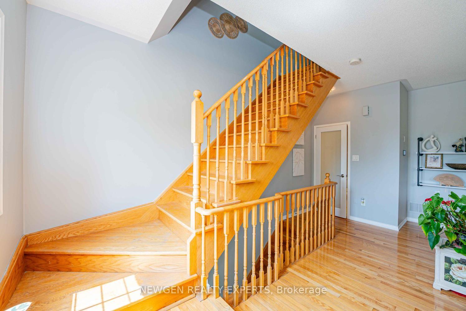 Photo 23 of Unit 21, 109 Georgian Drive, Oakville, River Oaks — HOMEH
