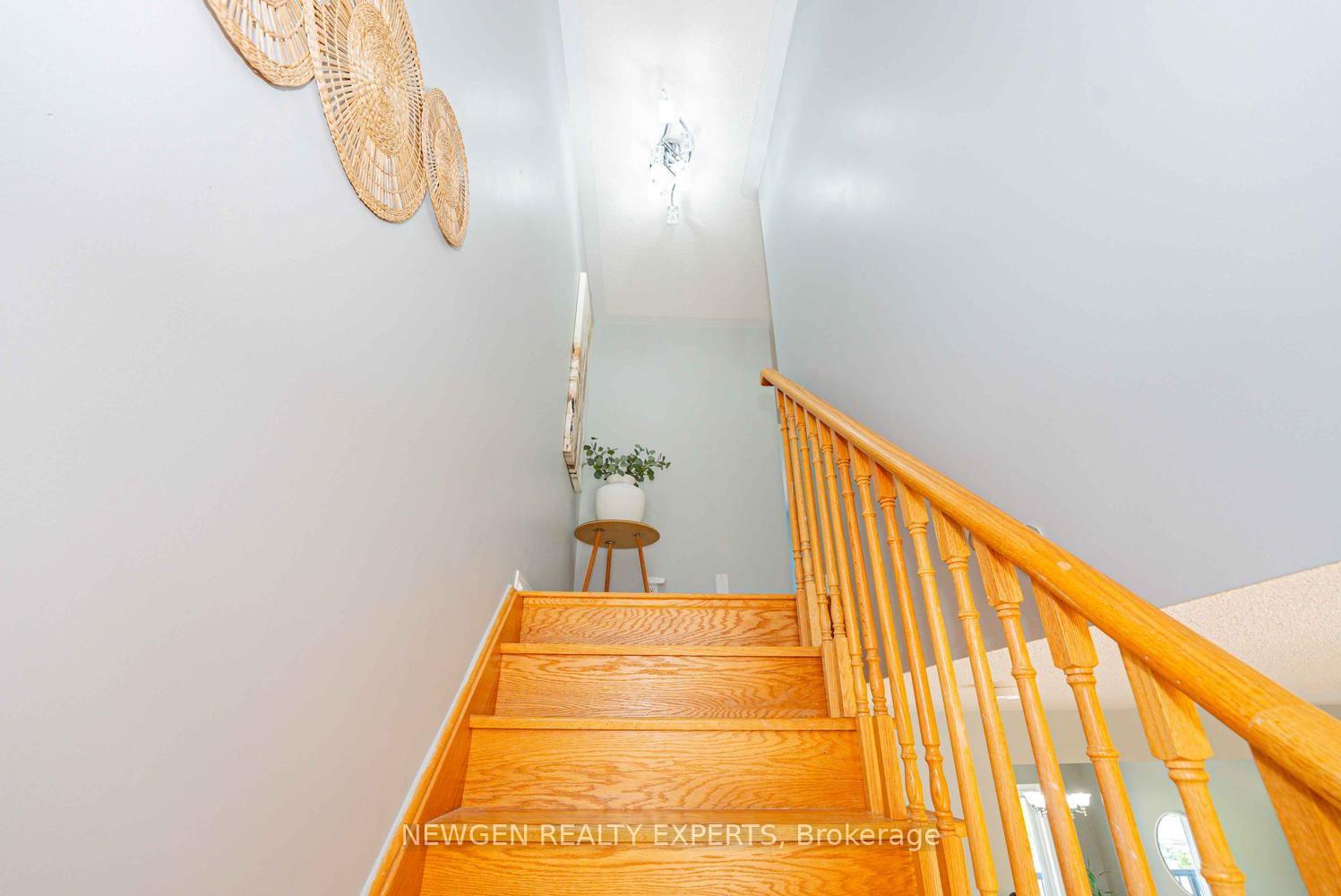 Photo 24 of Unit 21, 109 Georgian Drive, Oakville, River Oaks — HOMEH