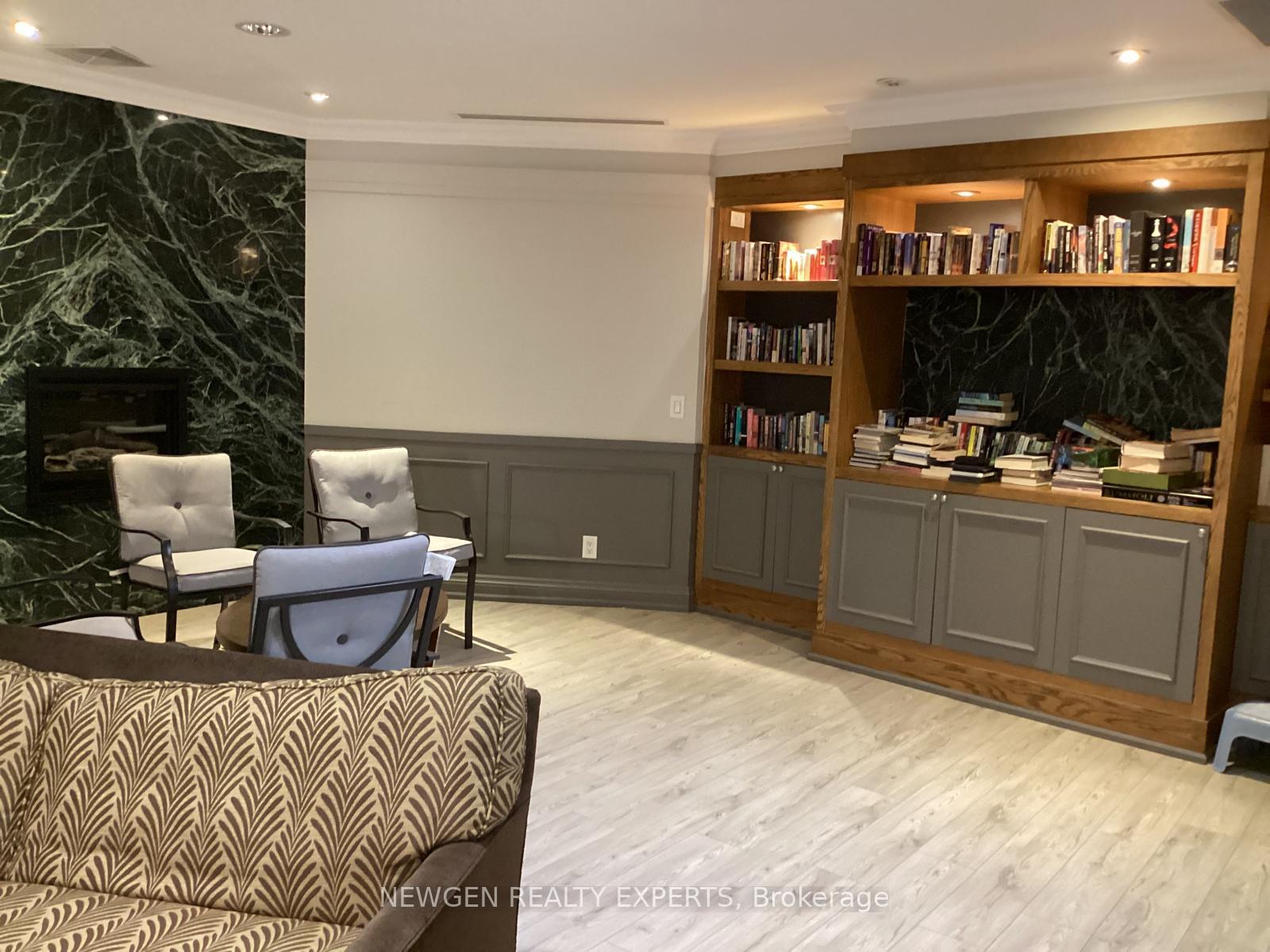 Photo 46 of Unit 21, 109 Georgian Drive, Oakville, River Oaks — HOMEH