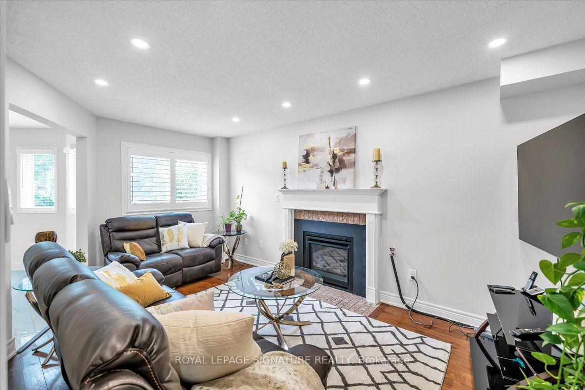 Photo 15 of 3 Griffen Place, Whitby, Rolling Acres — HOMEH