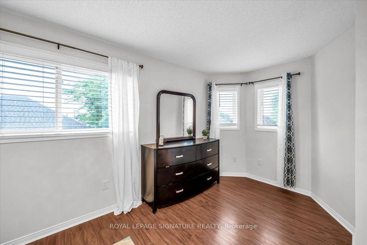 Photo 23 of 3 Griffen Place, Whitby, Rolling Acres — HOMEH