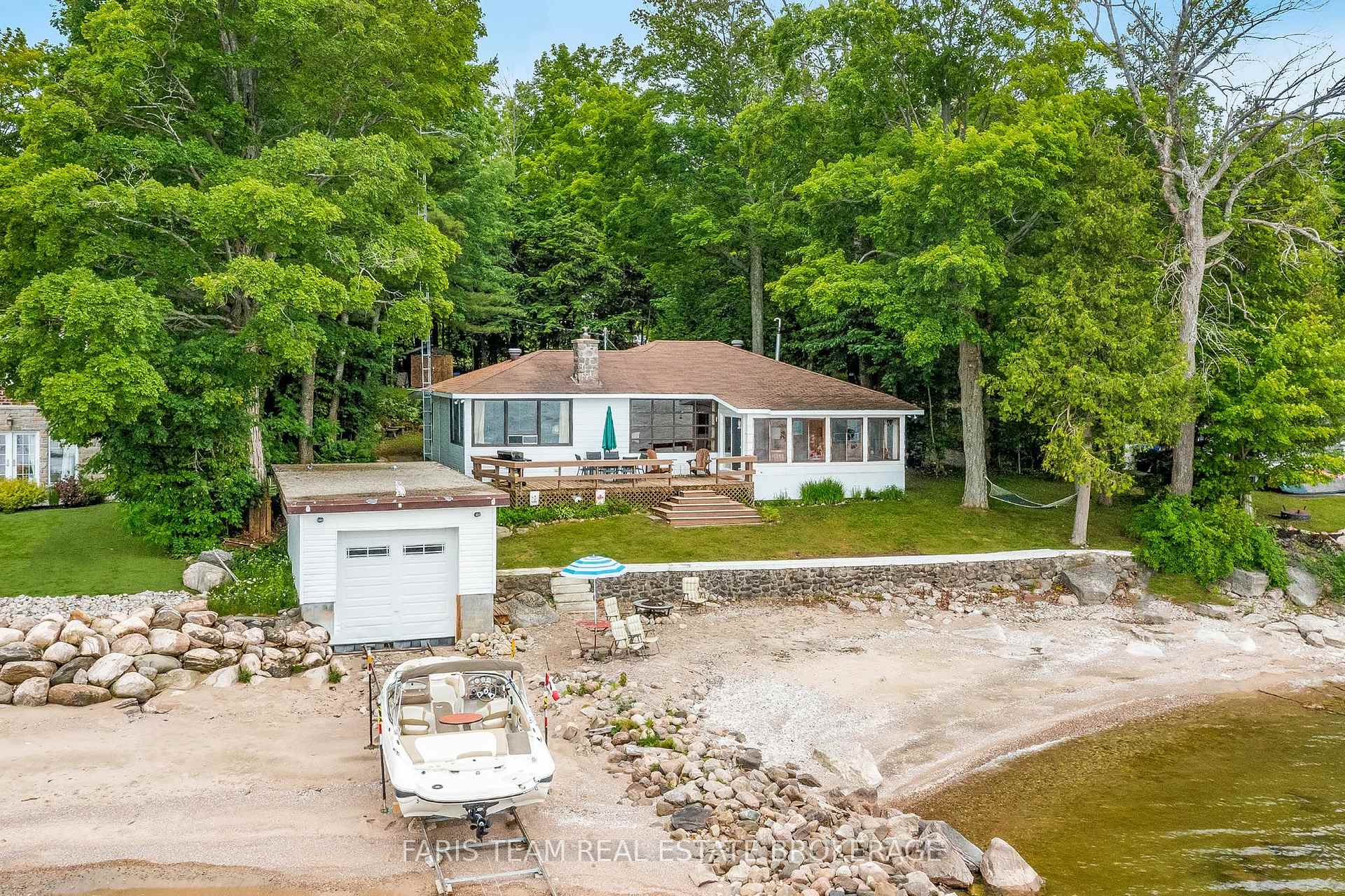 Photo 23 of 1697 Champlain Road, Tiny, Rural Tiny — HOMEH