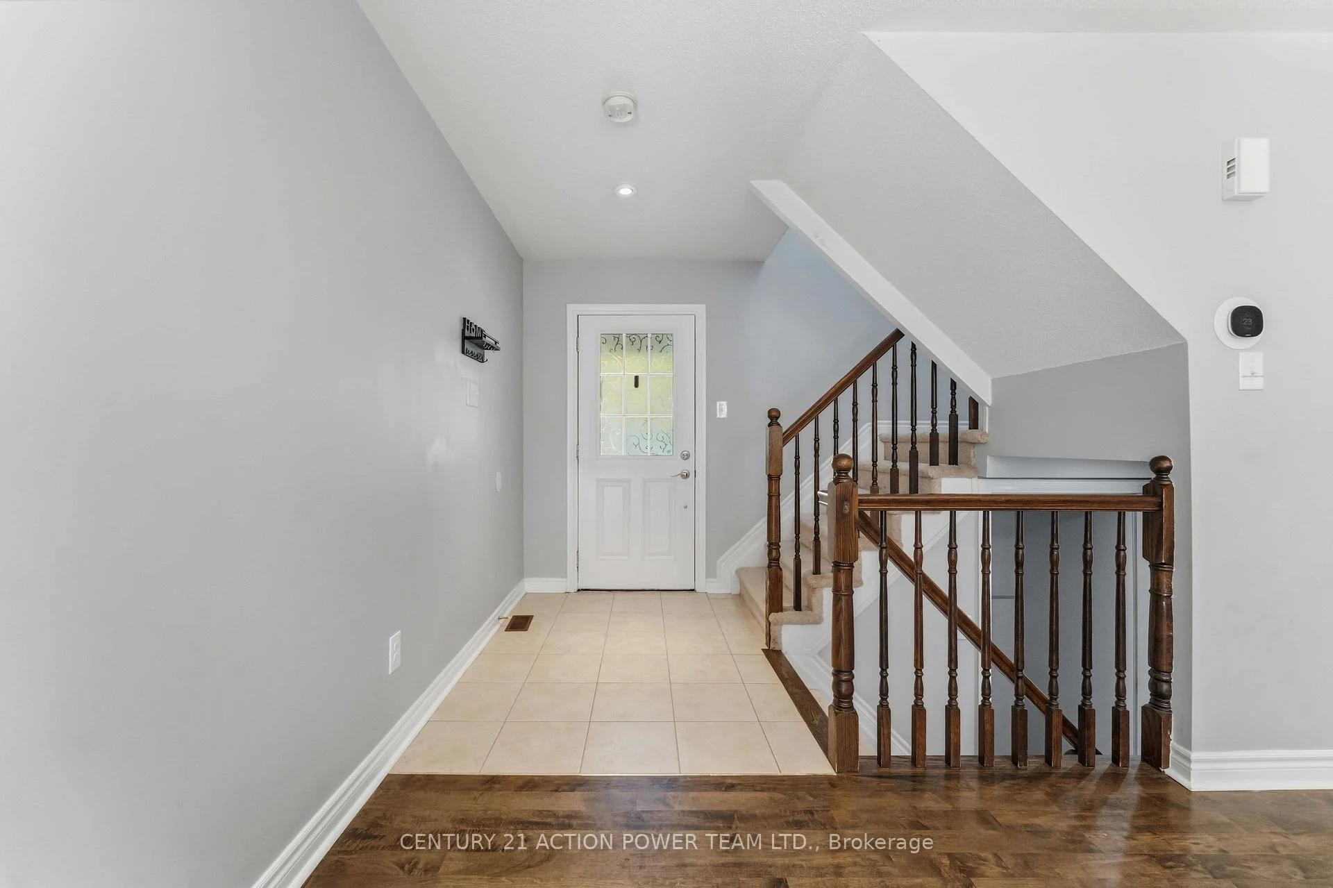 Photo 6 of 1037 Pampero Crescent, Ottawa, Stittsville (North) — HOMEH