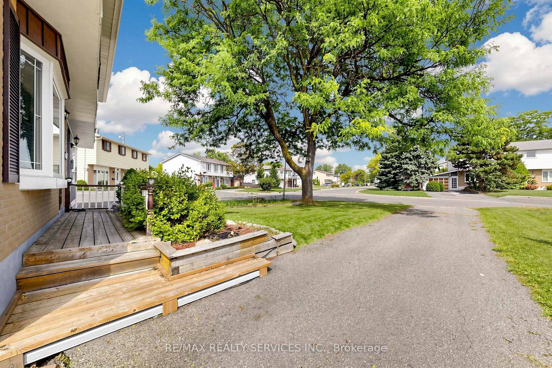 Photo 6 of 54 Griselda Crescent, Brampton, Northgate — HOMEH
