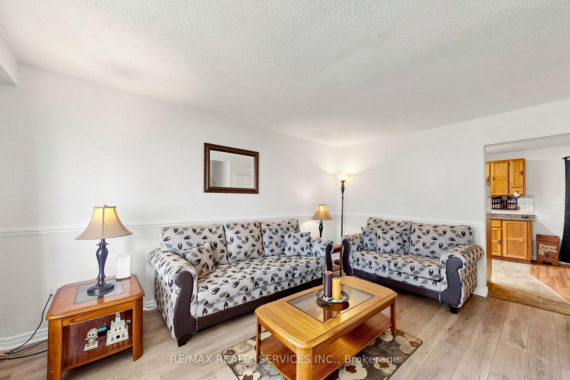 Photo 11 of 54 Griselda Crescent, Brampton, Northgate — HOMEH