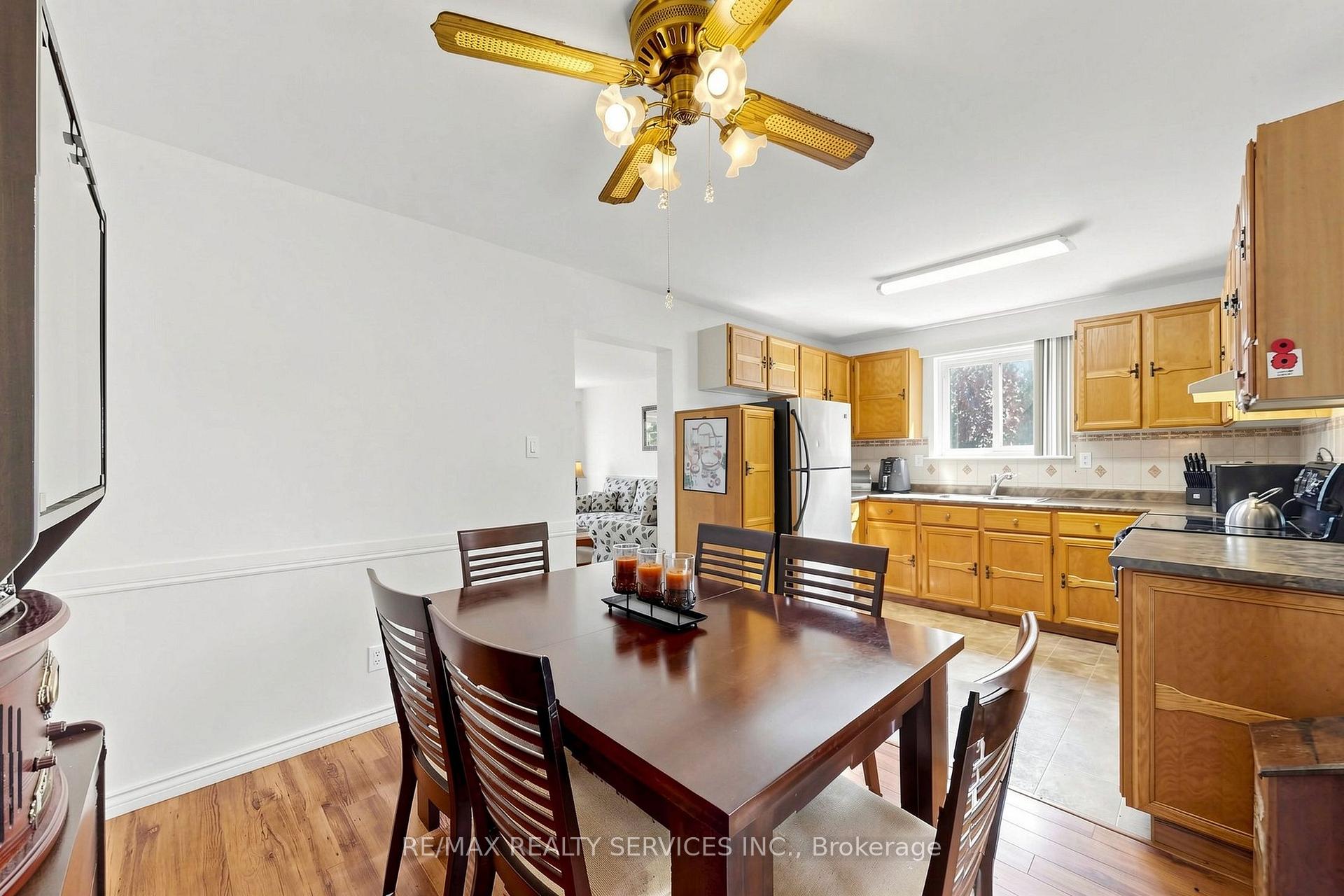 Photo 13 of 54 Griselda Crescent, Brampton, Northgate — HOMEH