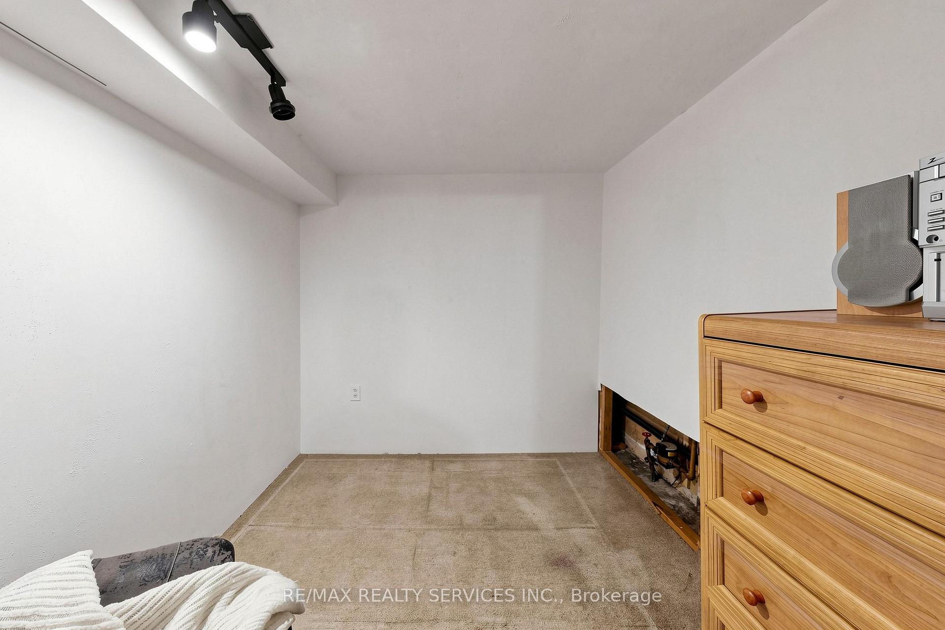 Photo 37 of 54 Griselda Crescent, Brampton, Northgate — HOMEH