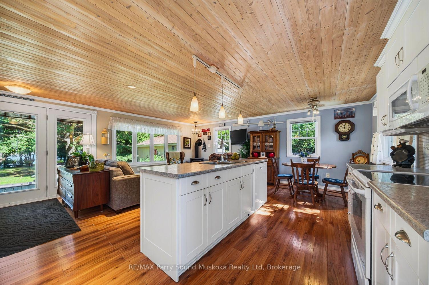 Photo 10 of 2 Robins Nest Lane, McKellar — HOMEH