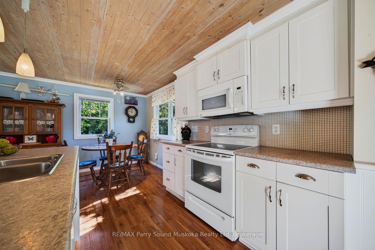 Photo 17 of 2 Robins Nest Lane, McKellar — HOMEH
