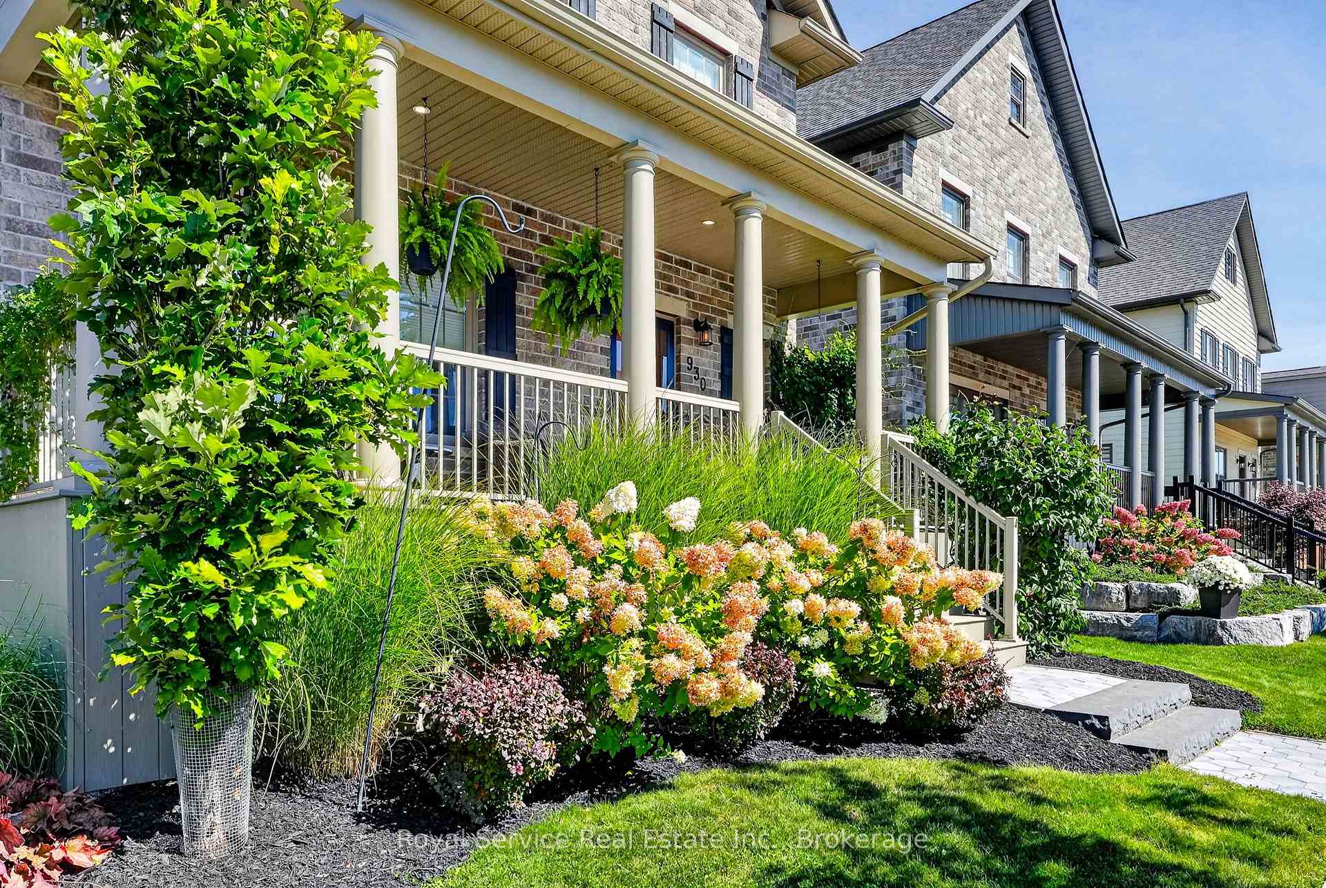Photo 3 of 930 Ernest Allen Boulevard, Cobourg — HOMEH