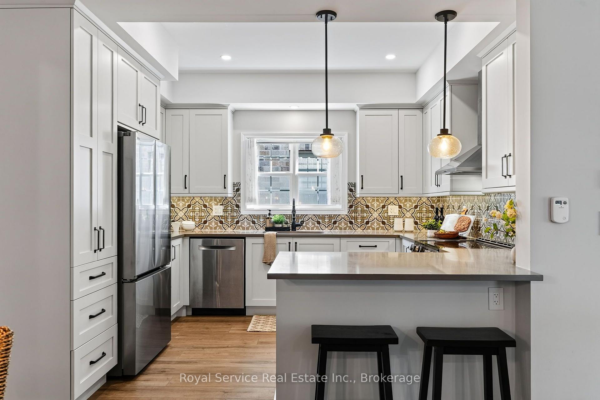 Photo 15 of 930 Ernest Allen Boulevard, Cobourg — HOMEH