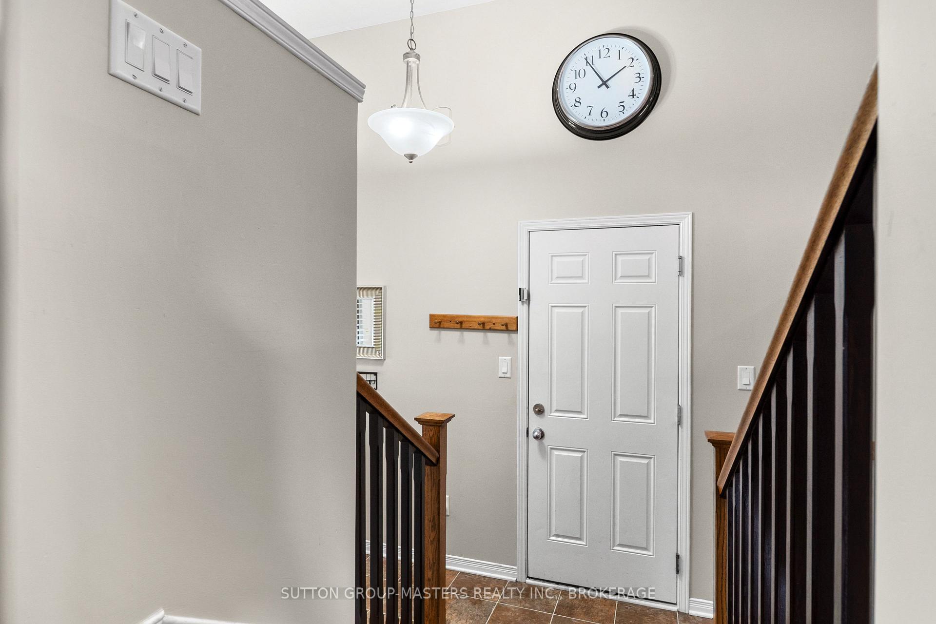 Photo 4 of 1460 Albany Drive, Kingston, City Northwest — HOMEH