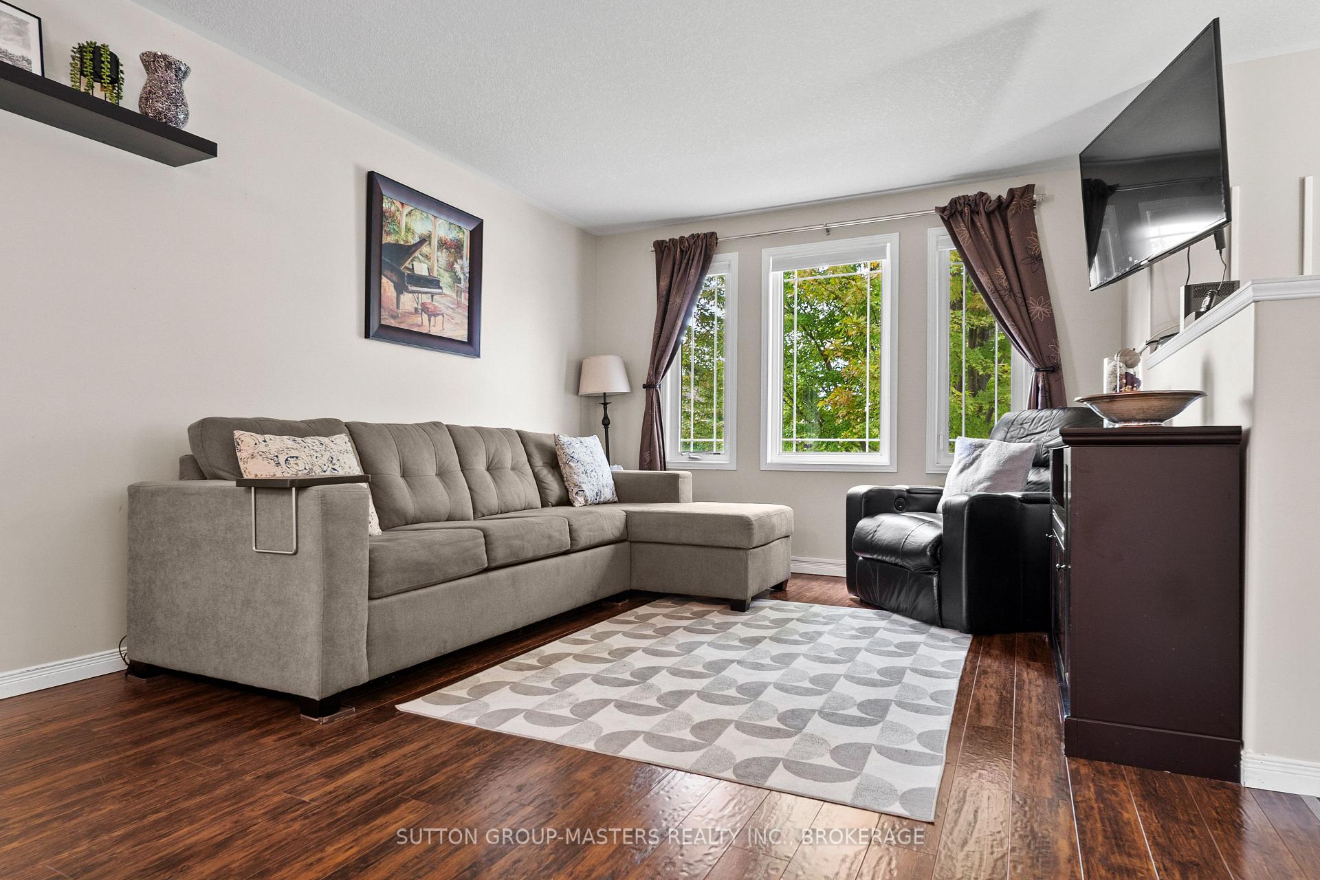 Photo 5 of 1460 Albany Drive, Kingston, City Northwest — HOMEH