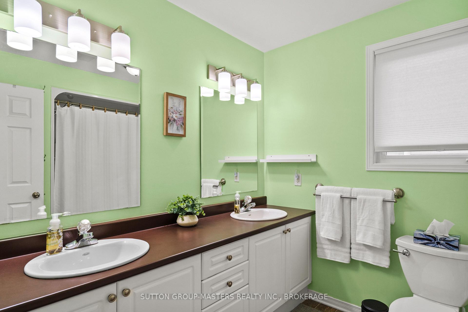 Photo 13 of 1460 Albany Drive, Kingston, City Northwest — HOMEH