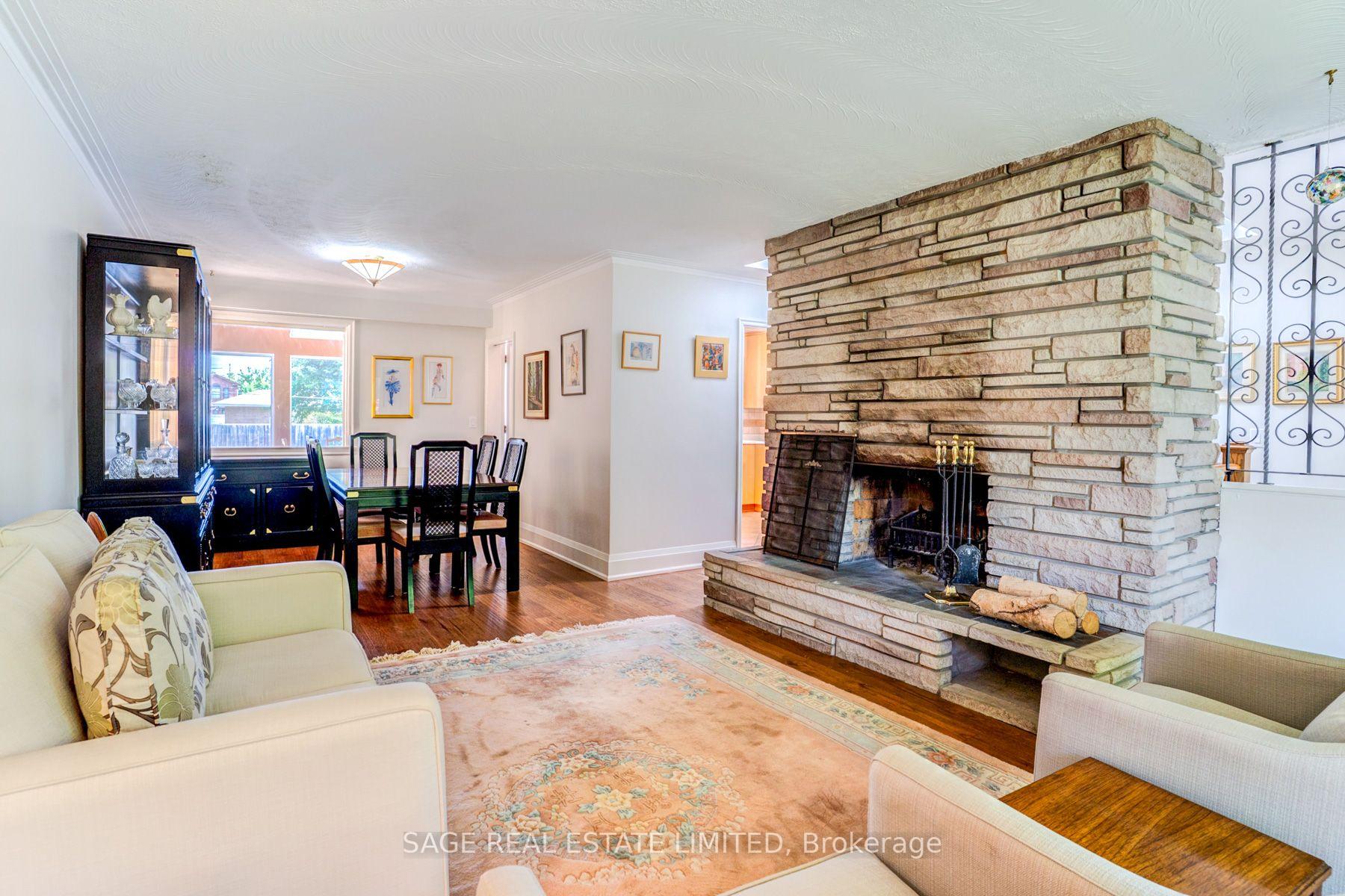 Photo 10 of 2189 Corsair Road, Mississauga, Cooksville — HOMEH