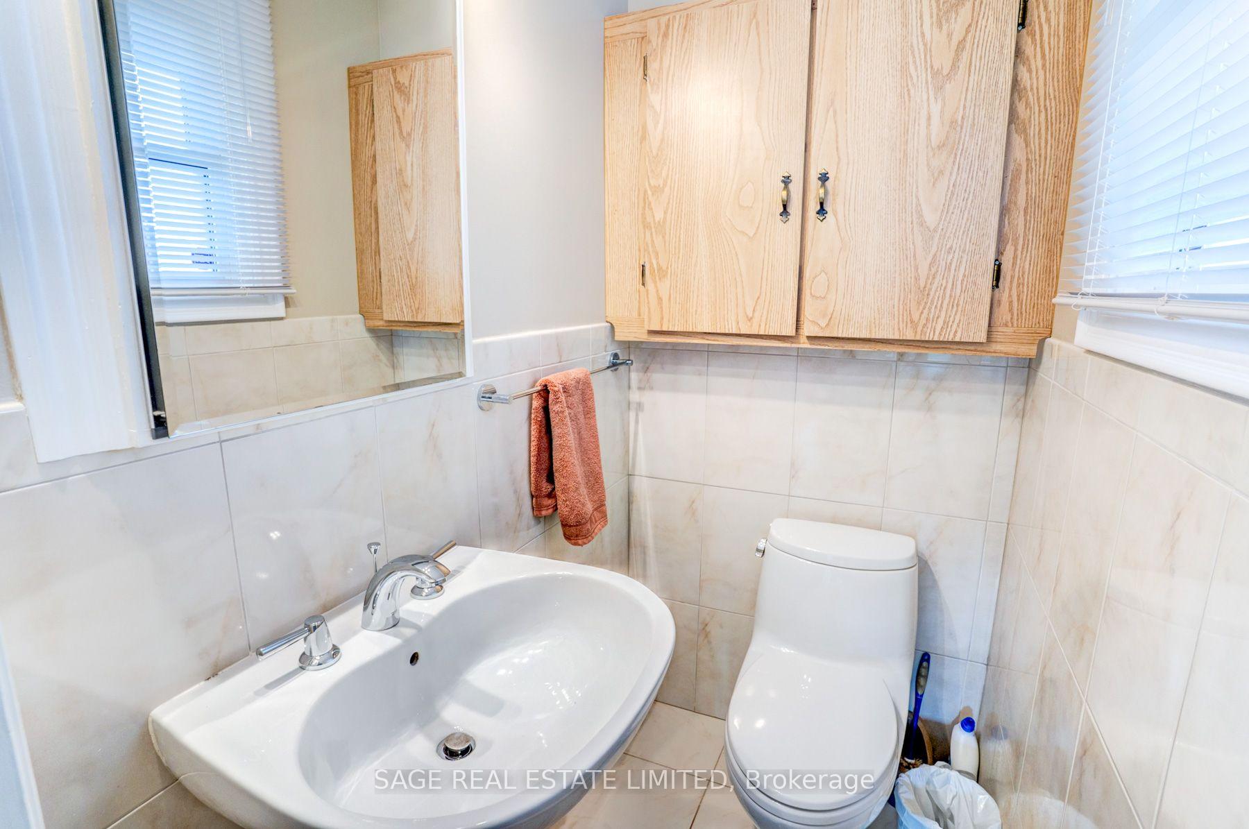 Photo 22 of 2189 Corsair Road, Mississauga, Cooksville — HOMEH
