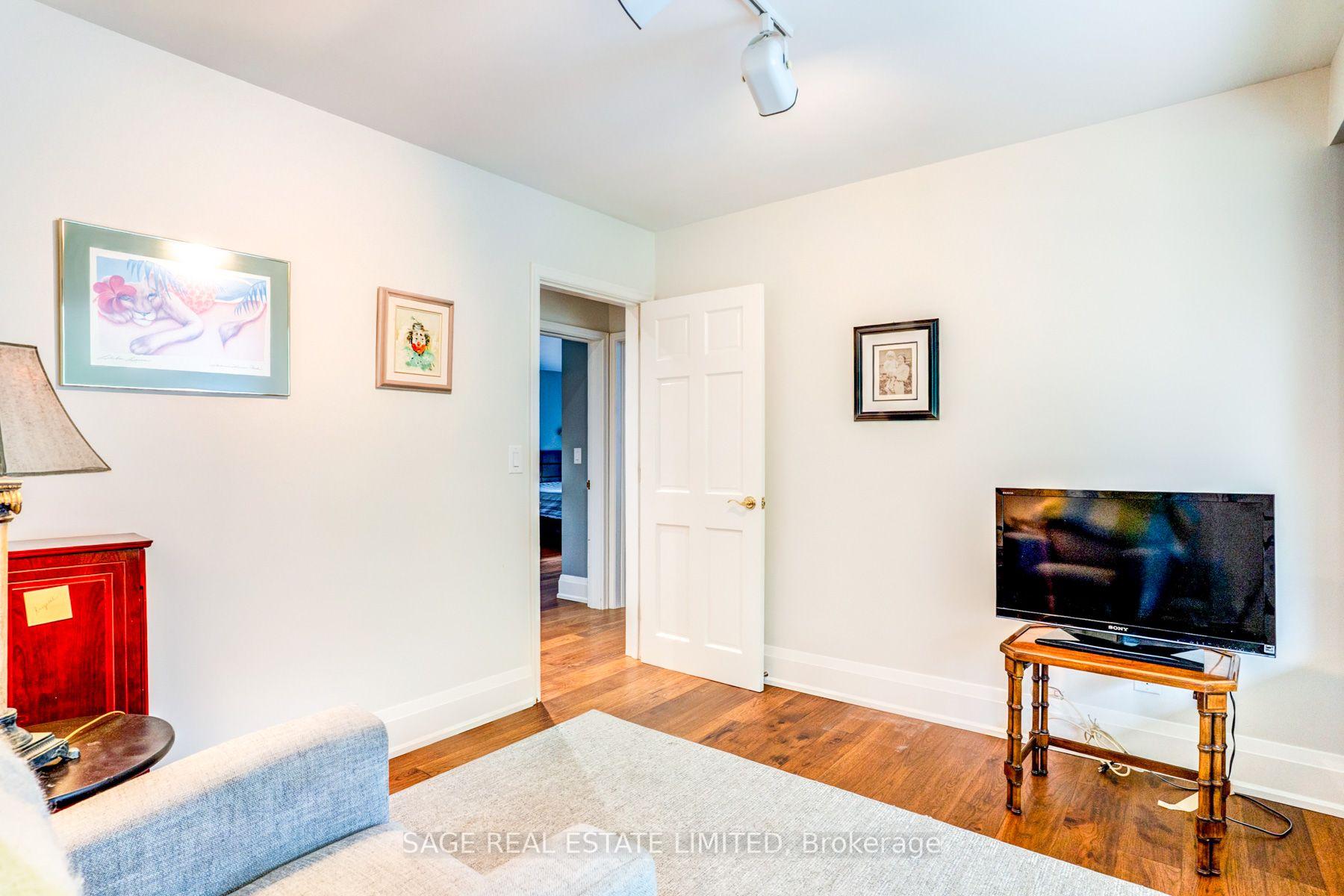 Photo 24 of 2189 Corsair Road, Mississauga, Cooksville — HOMEH