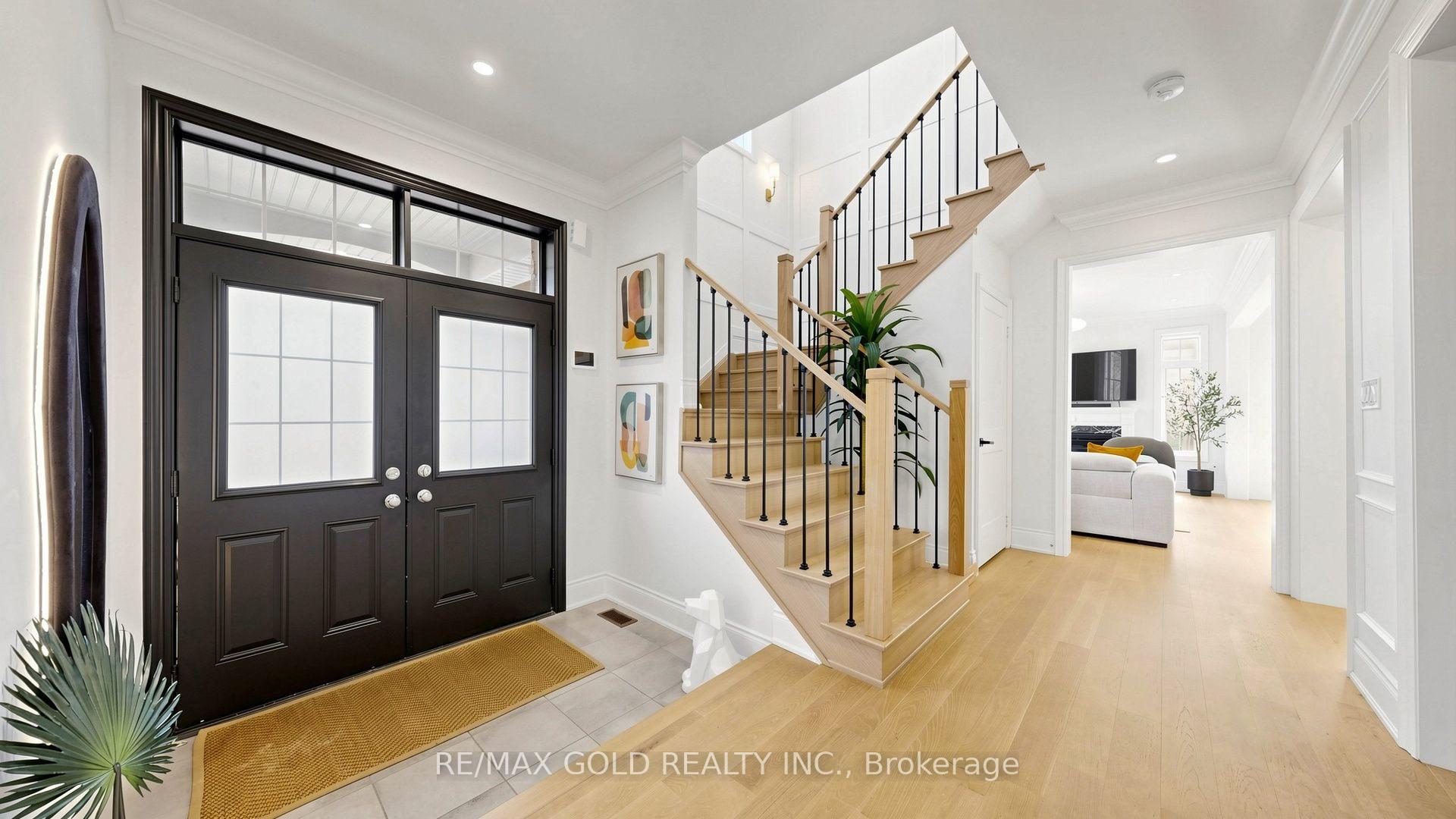 Photo 23 of 125 Burnhamthorpe Road E, Oakville, Glenorchy — HOMEH