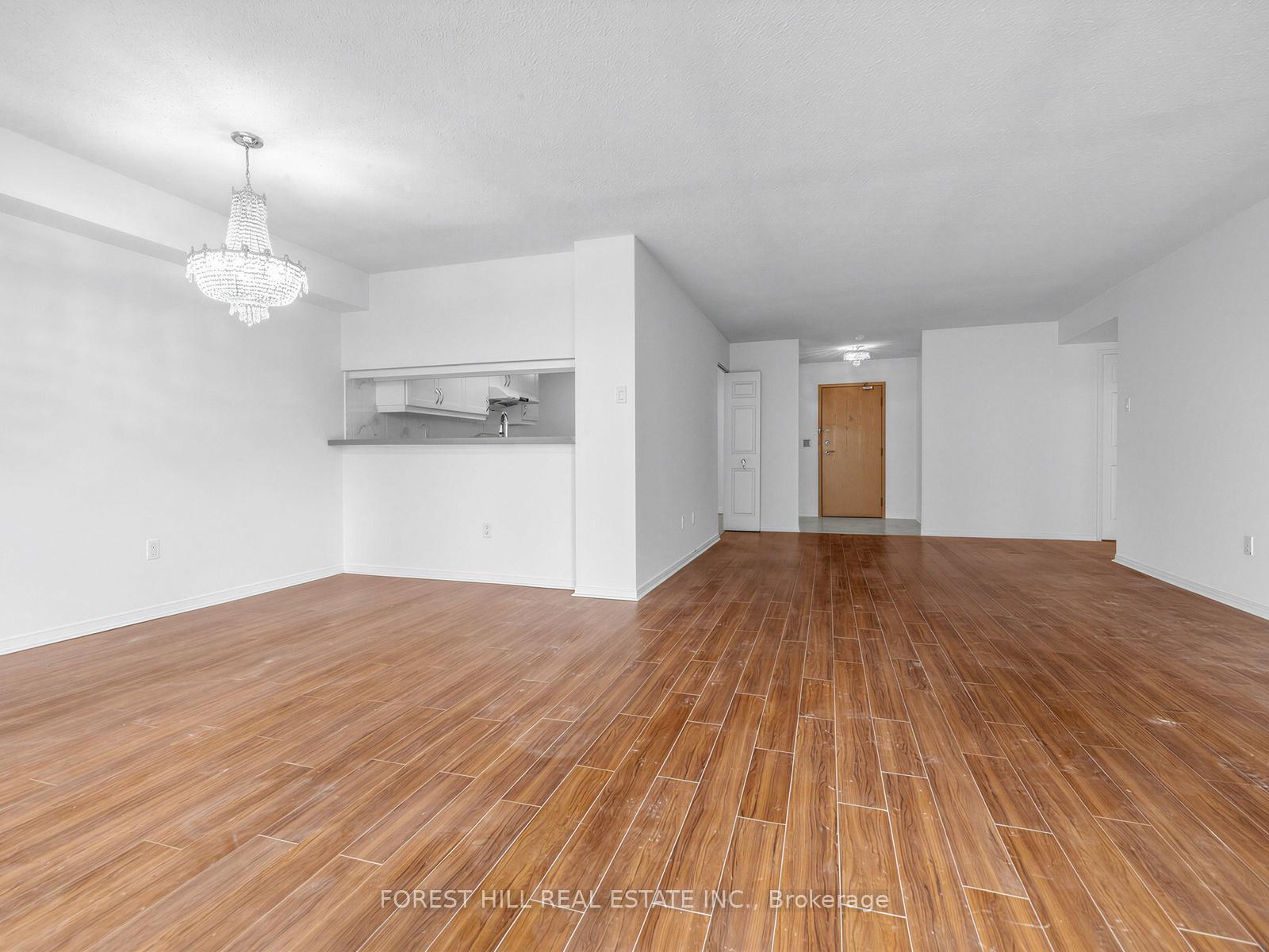 Photo 13 of Unit 306, 7905 Bayview Avenue, Markham, Aileen-Willowbrook — HOMEH