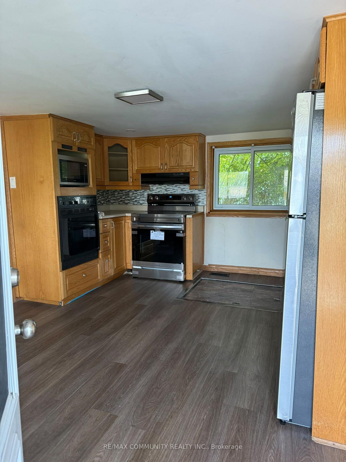 Photo 10 of 326 Glen Miller Road, Quinte West, Sidney Ward — HOMEH