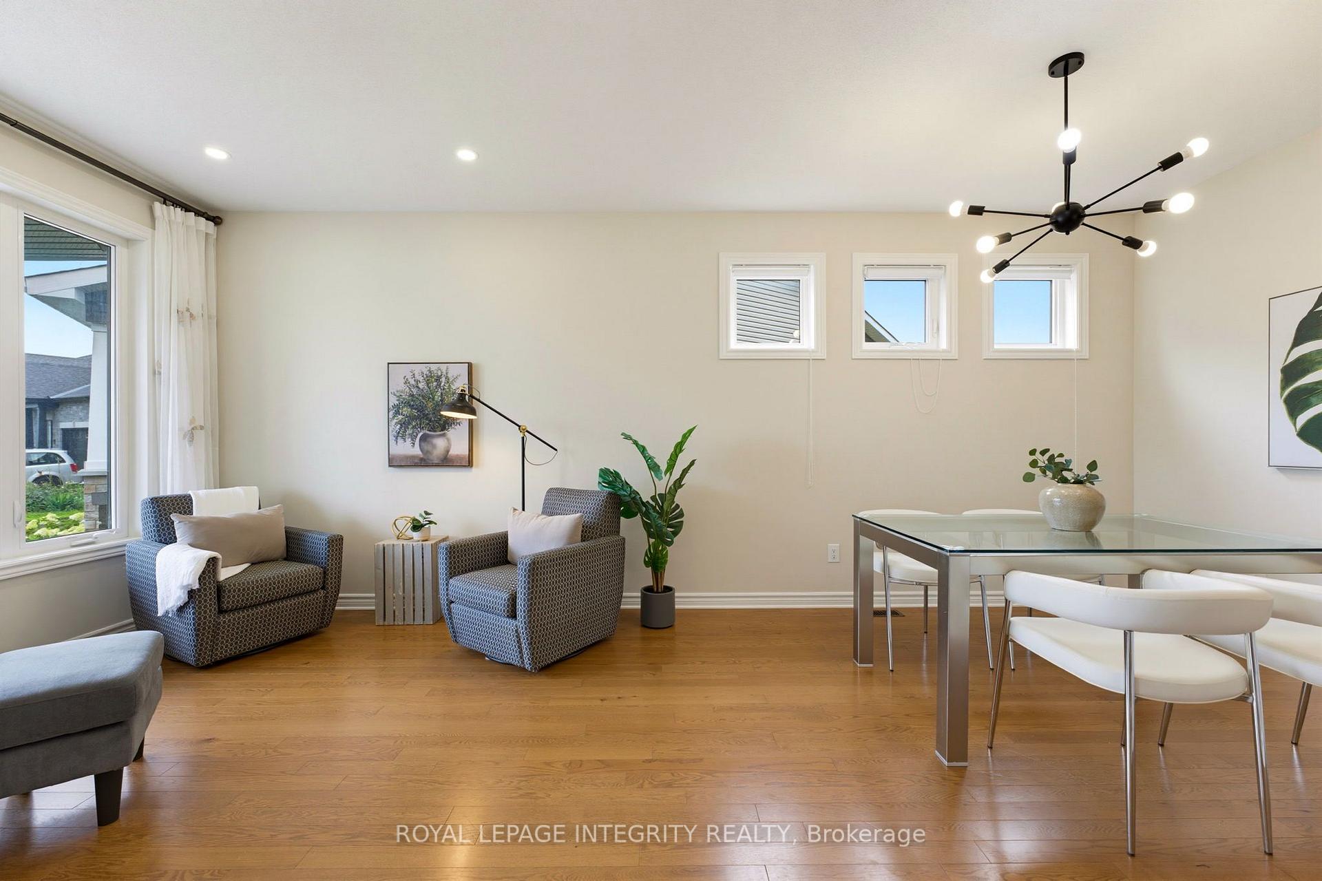 Photo 7 of 127 Hickstead Way, Ottawa, Stittsville (South) — HOMEH