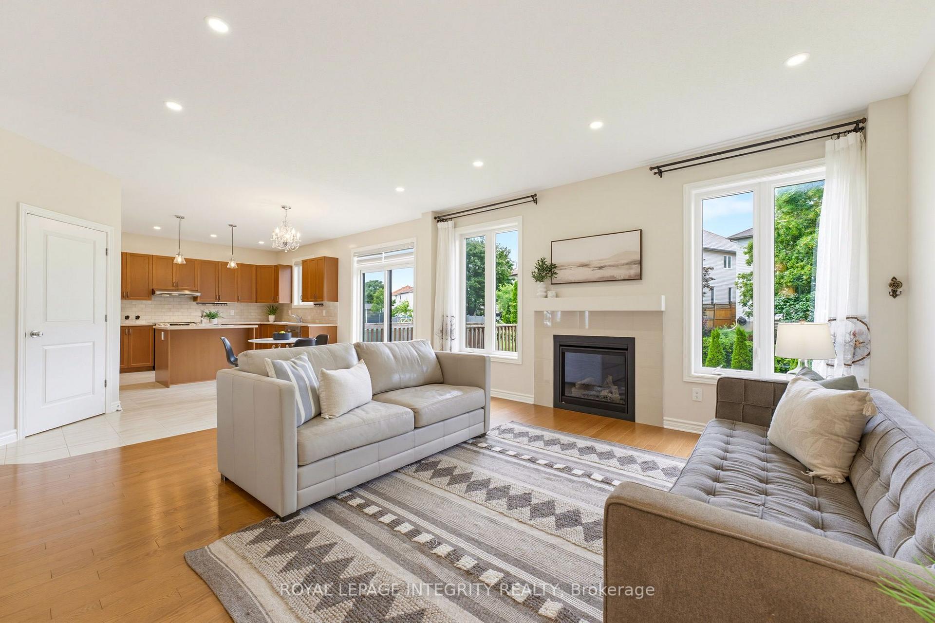 Photo 13 of 127 Hickstead Way, Ottawa, Stittsville (South) — HOMEH