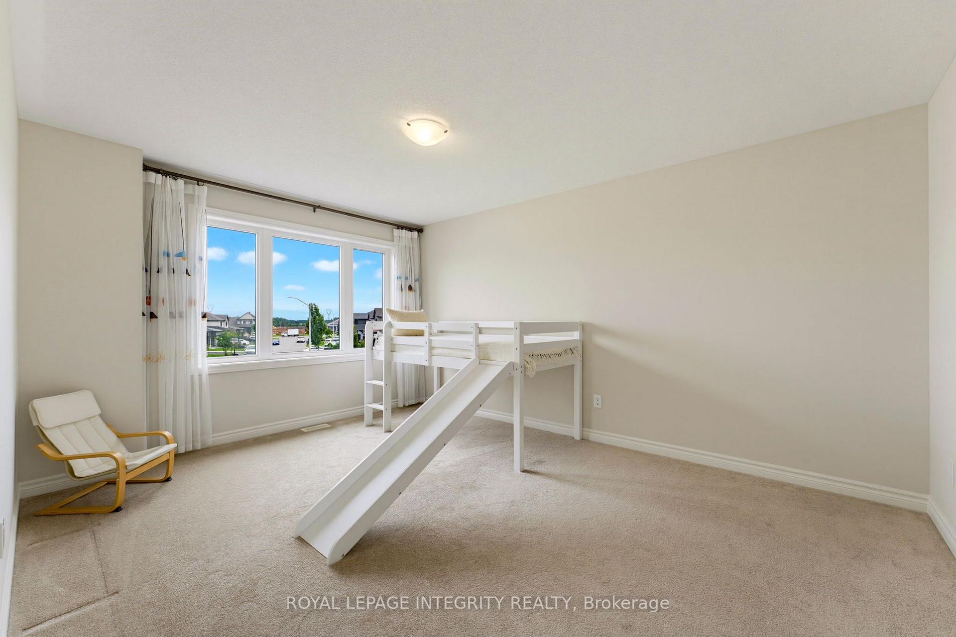 Photo 35 of 127 Hickstead Way, Ottawa, Stittsville (South) — HOMEH