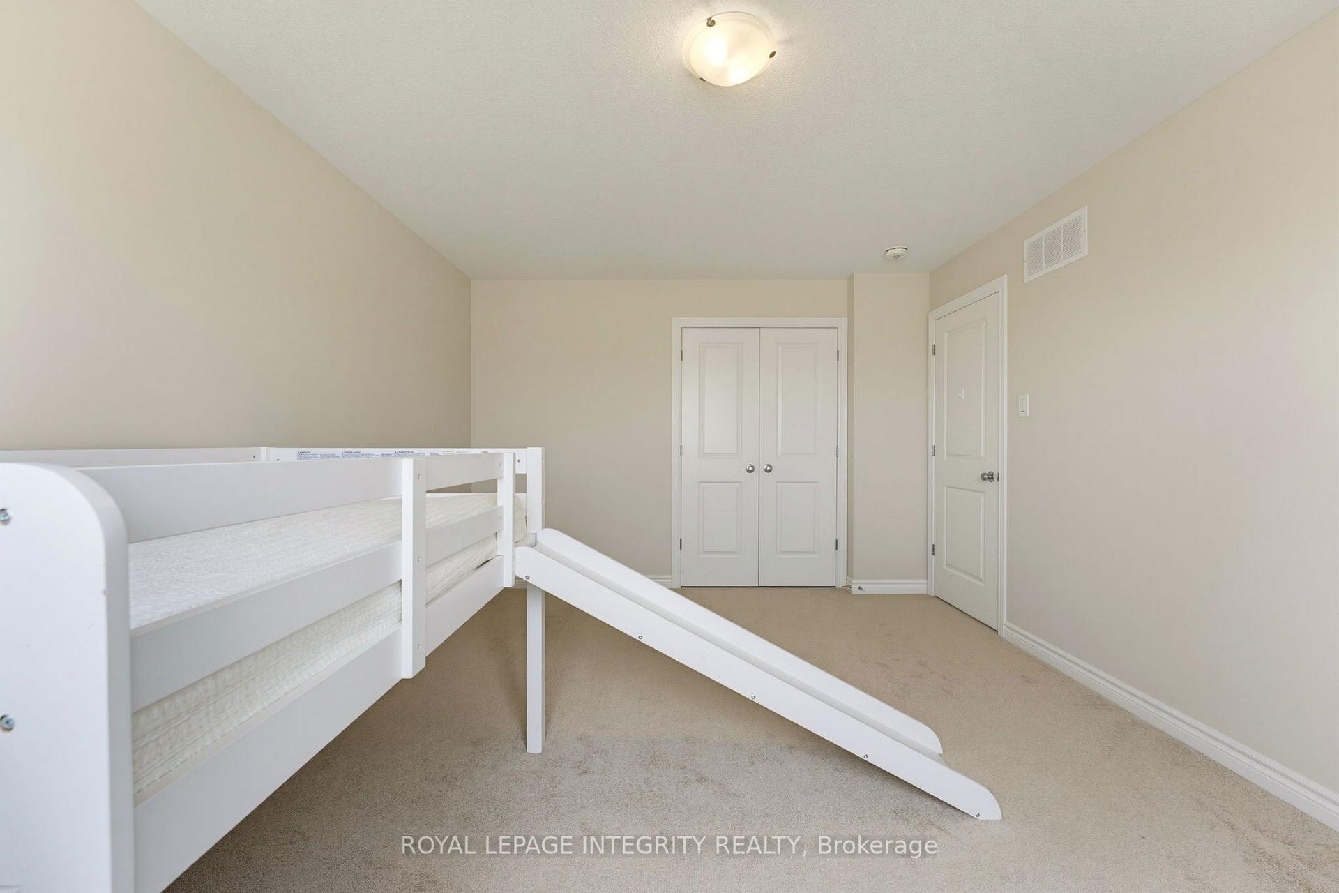 Photo 36 of 127 Hickstead Way, Ottawa, Stittsville (South) — HOMEH