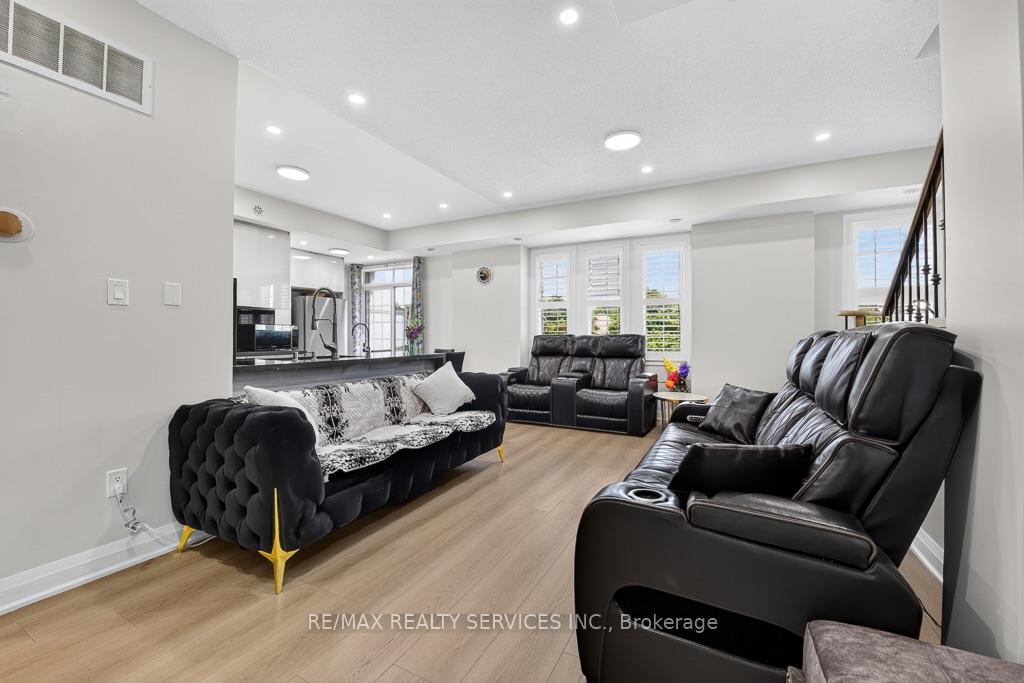 Photo 10 of Unit 15, 180 Howden Boulevard, Brampton, Westgate — HOMEH