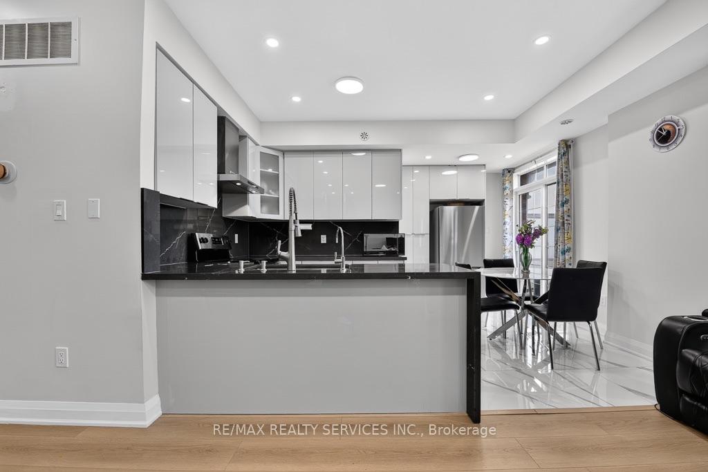 Photo 16 of Unit 15, 180 Howden Boulevard, Brampton, Westgate — HOMEH